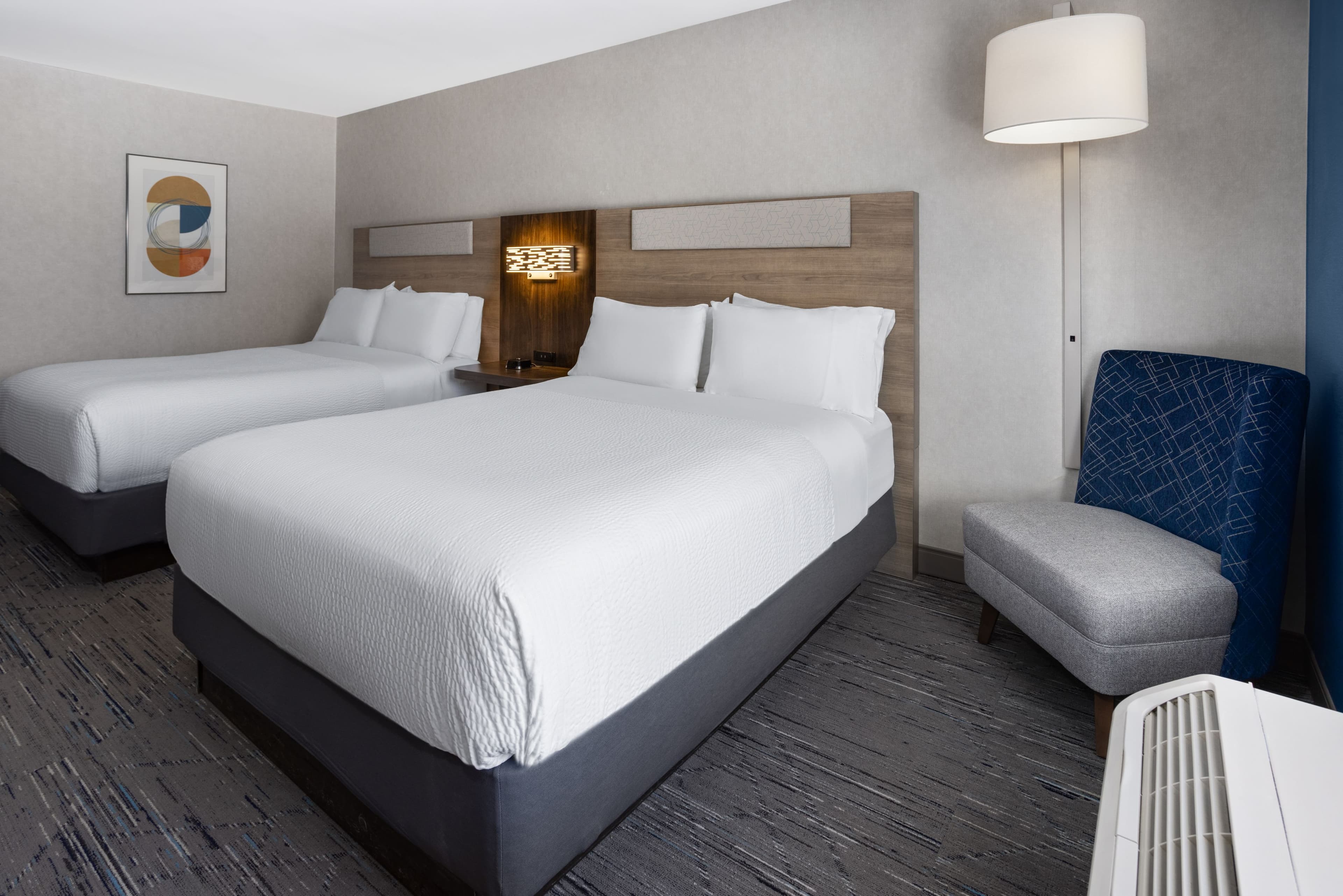 Holiday Inn Express & Suites Brattleboro — 12