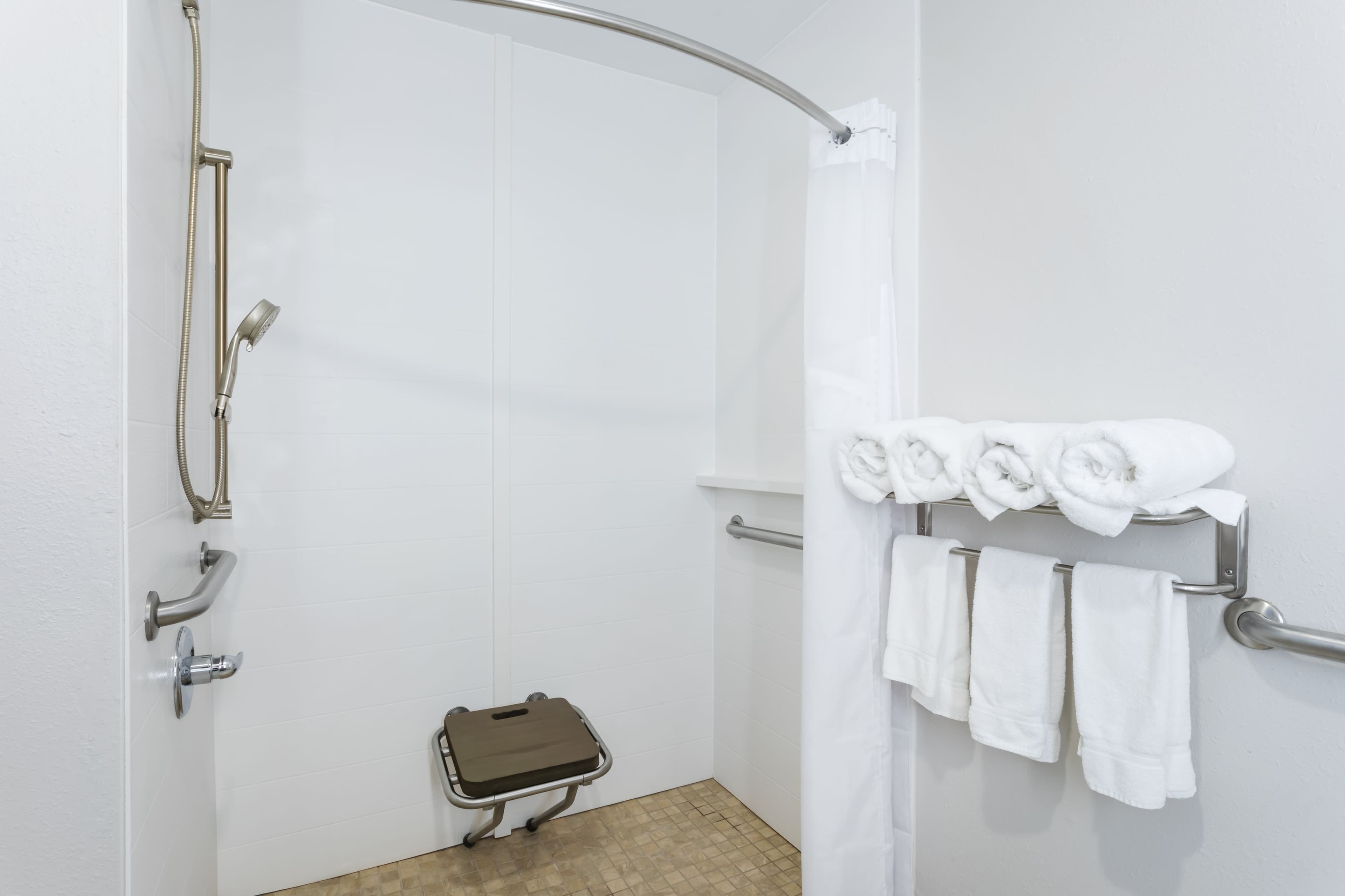 Holiday Inn Express & Suites Bremen — 20
