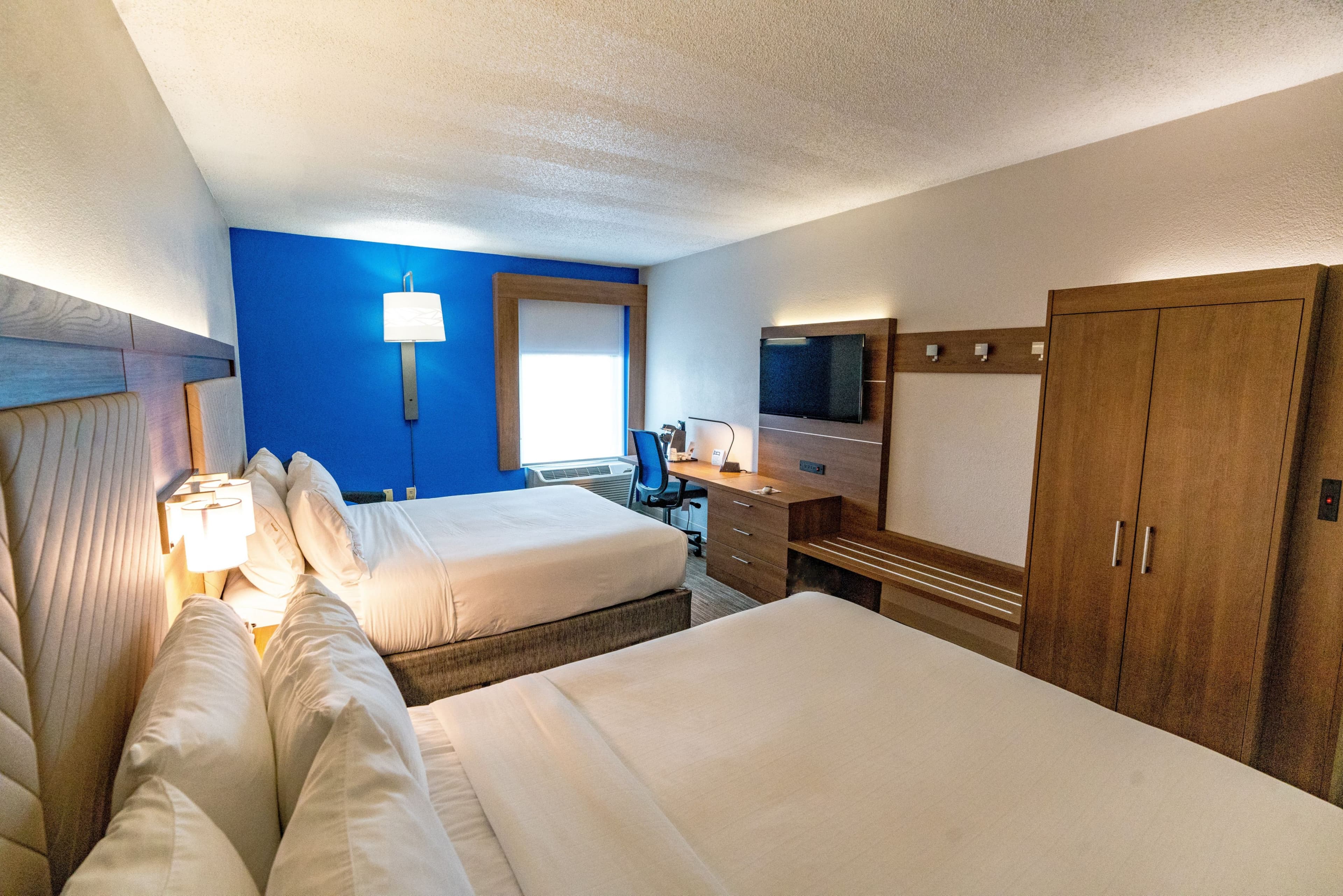 Holiday Inn Express & Suites Nashville - Brentwood I-65 — 13