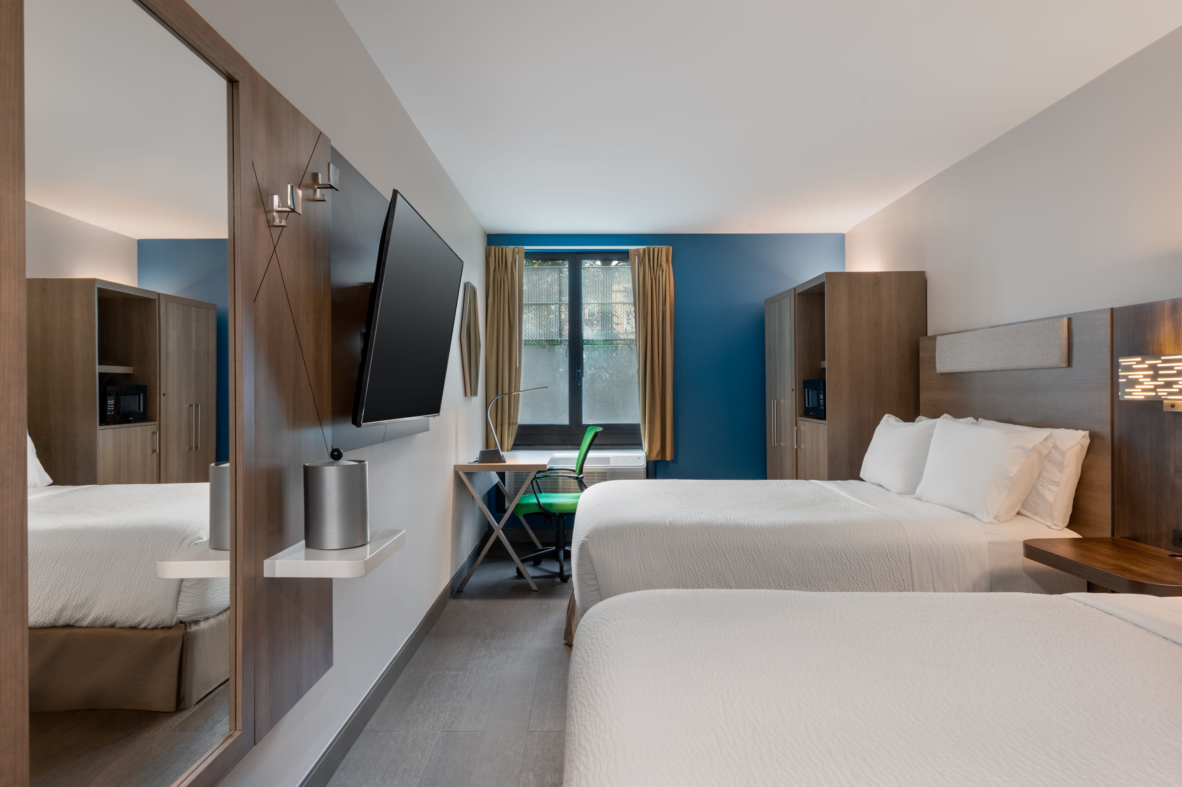 Holiday Inn Express & Suites Bronx - Zoo Area — 23