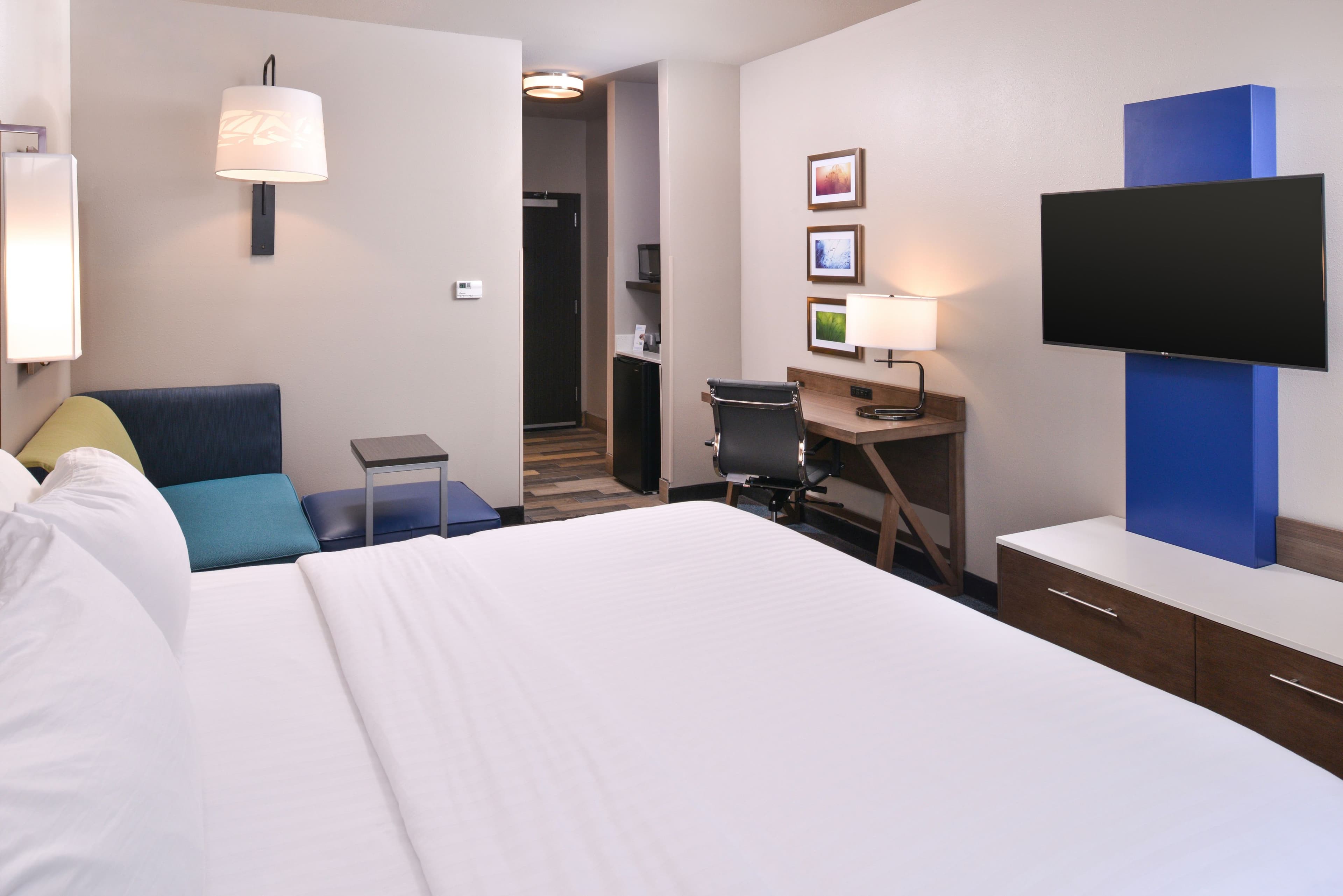 Holiday Inn Express & Suites Bryant - Benton Area — 10