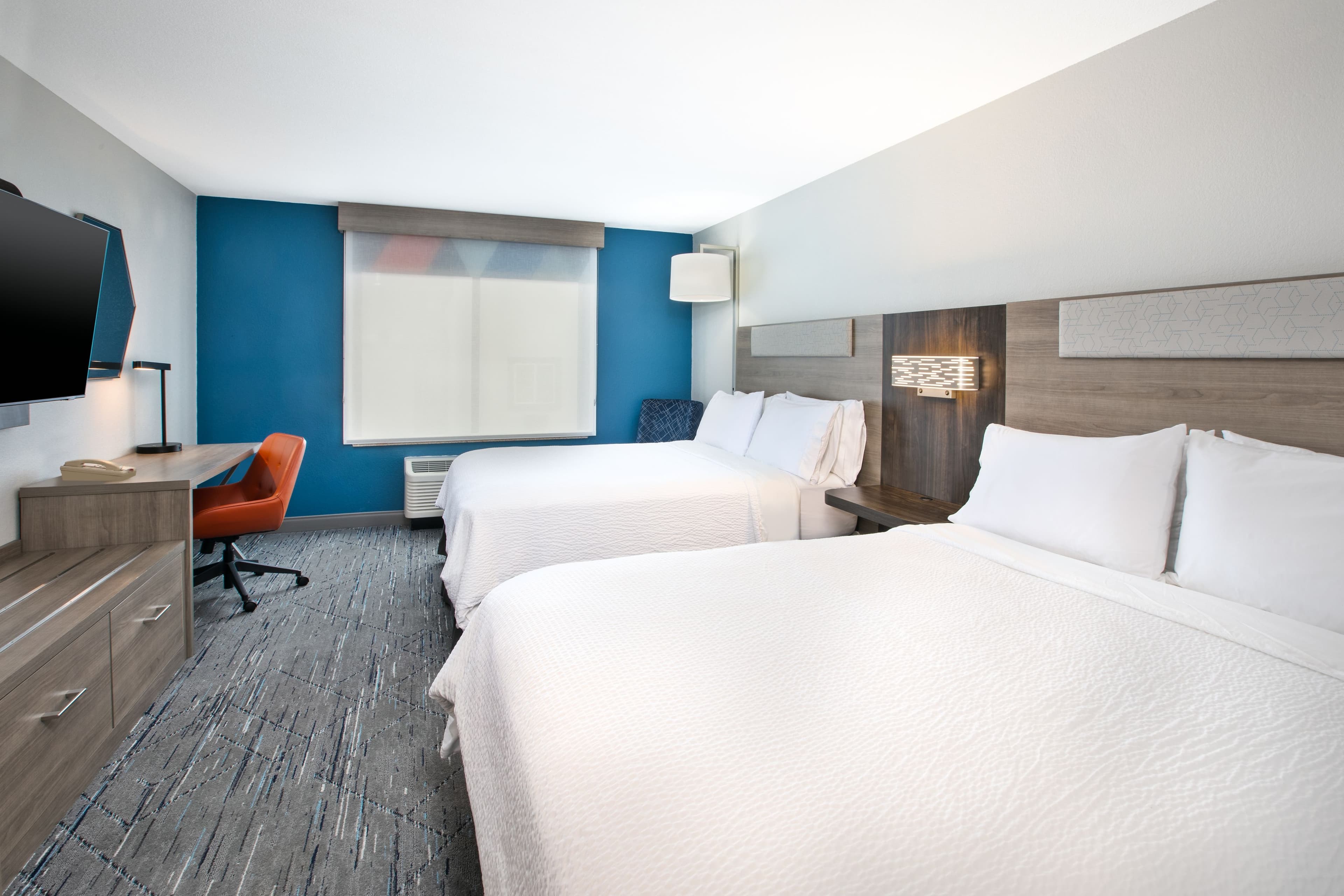 Holiday Inn Express & Suites Buffalo — 22