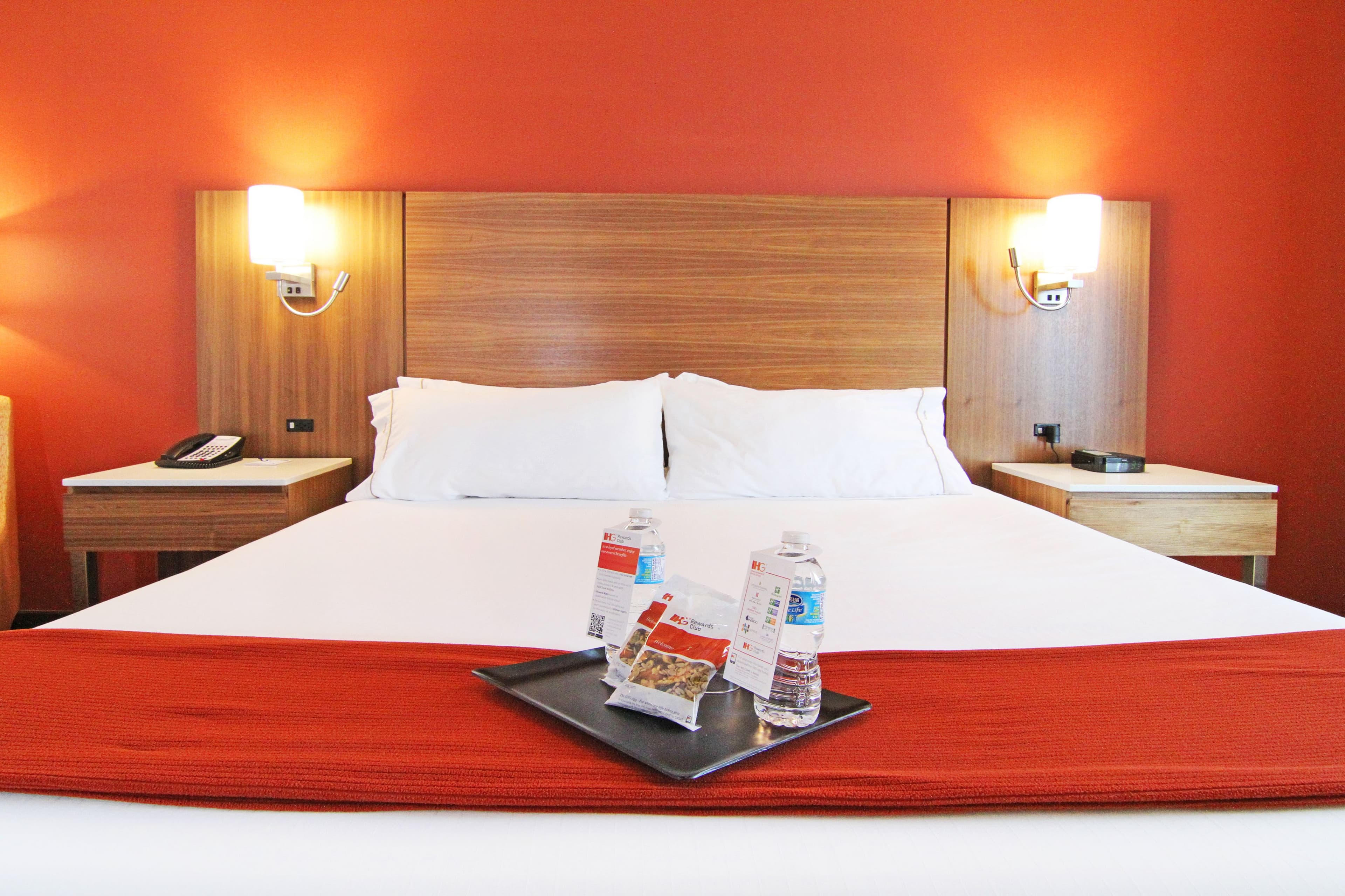 Holiday Inn Express & Suites Calgary NW - University Area — 15