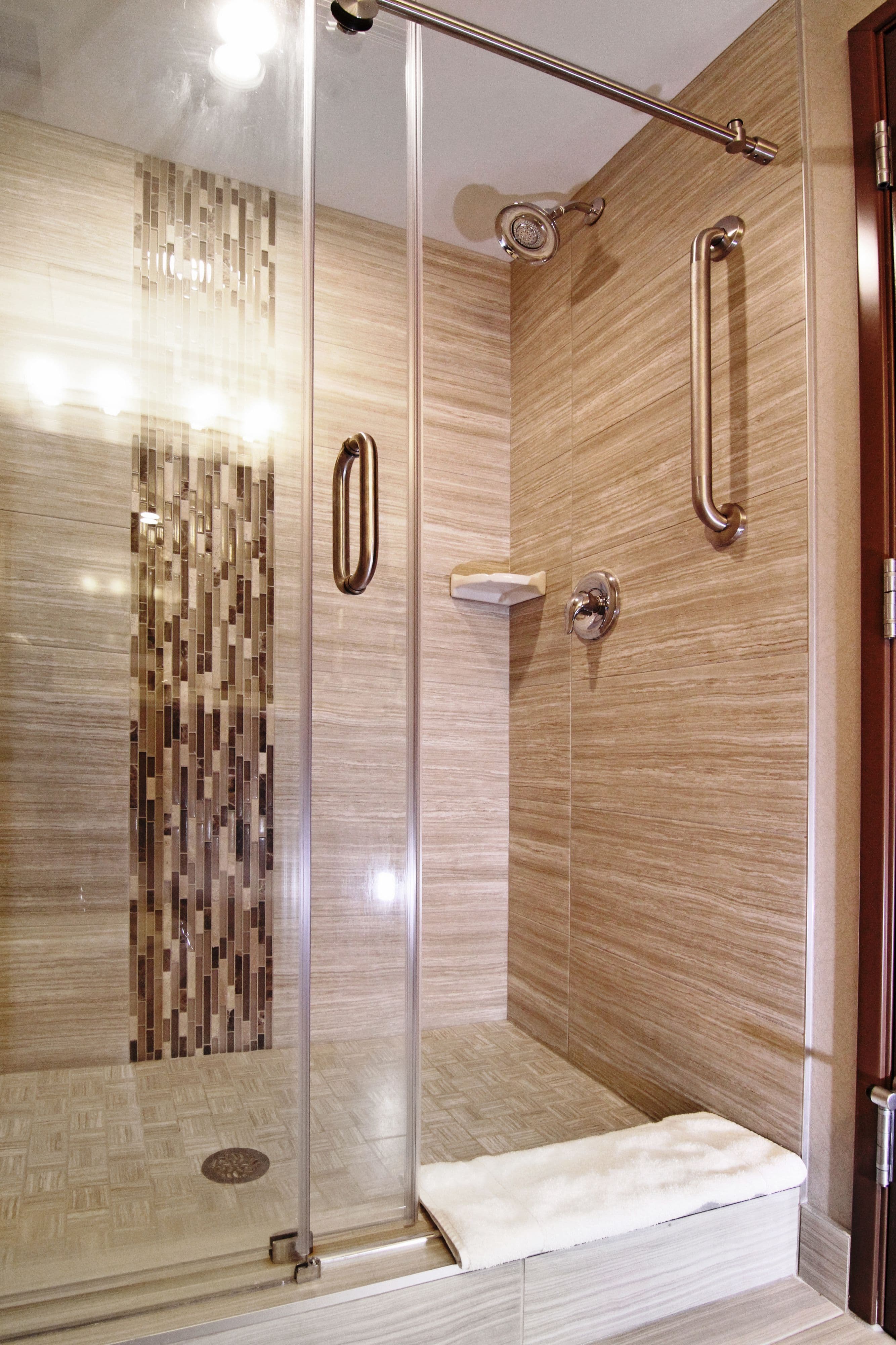 Holiday Inn Express & Suites Calgary NW - University Area — 8