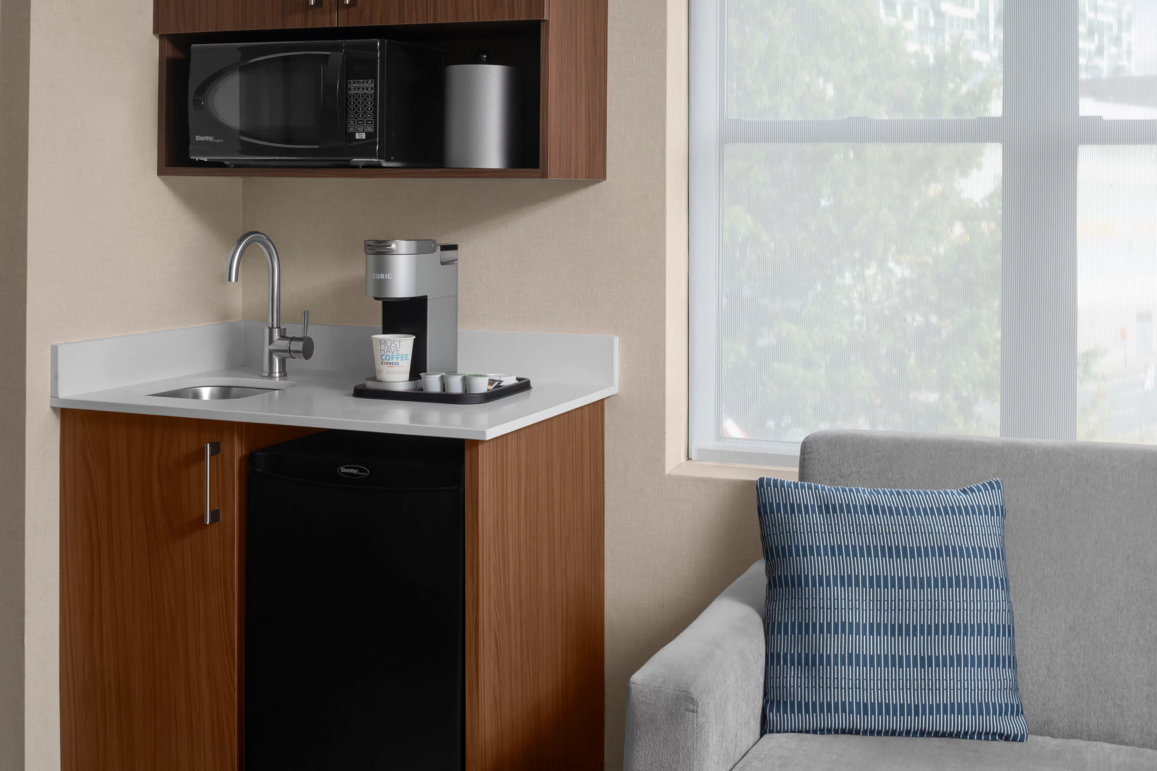 Holiday Inn Express & Suites Boston - Cambridge — 89