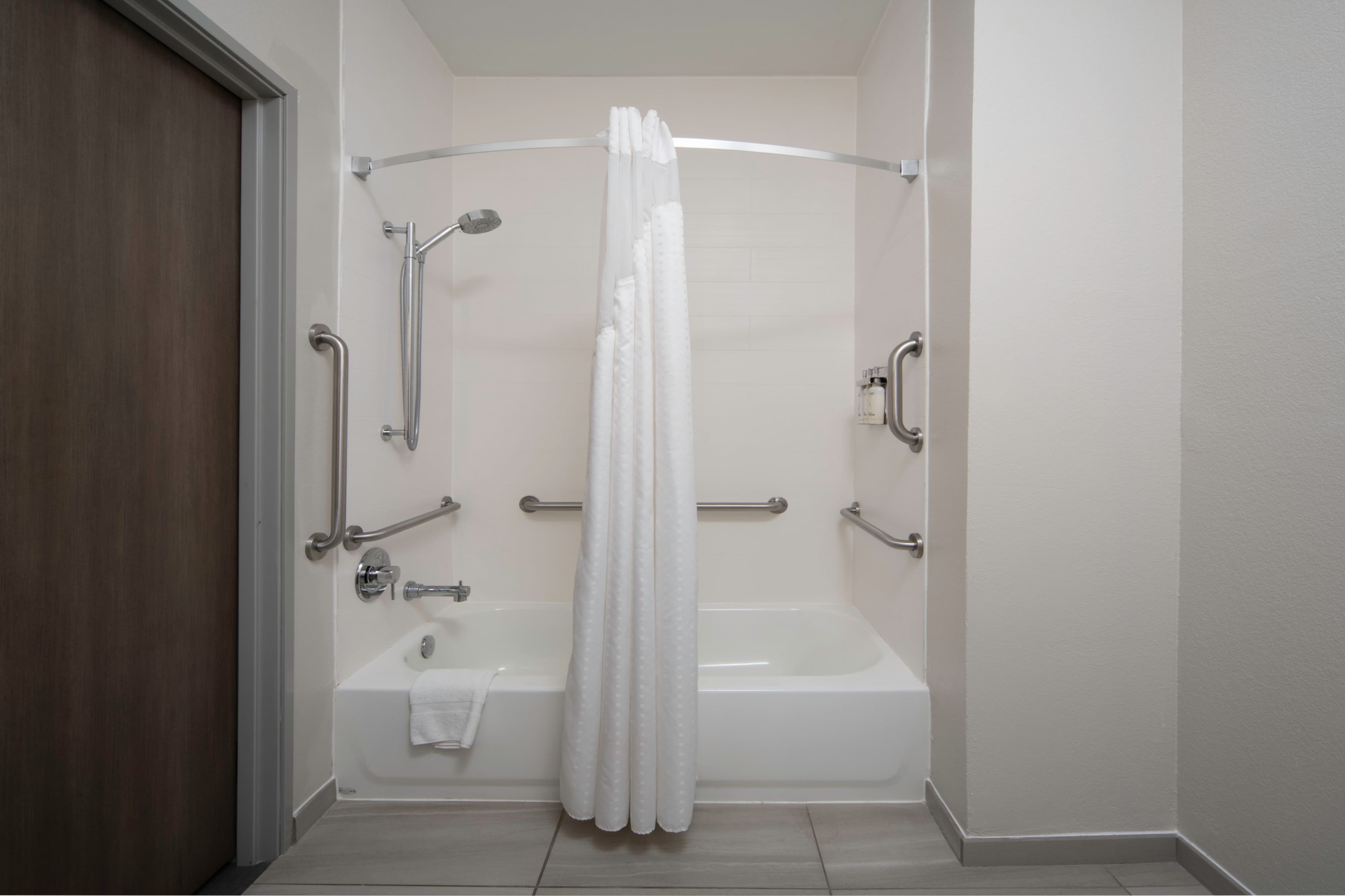 Holiday Inn Express & Suites Canyon — 8