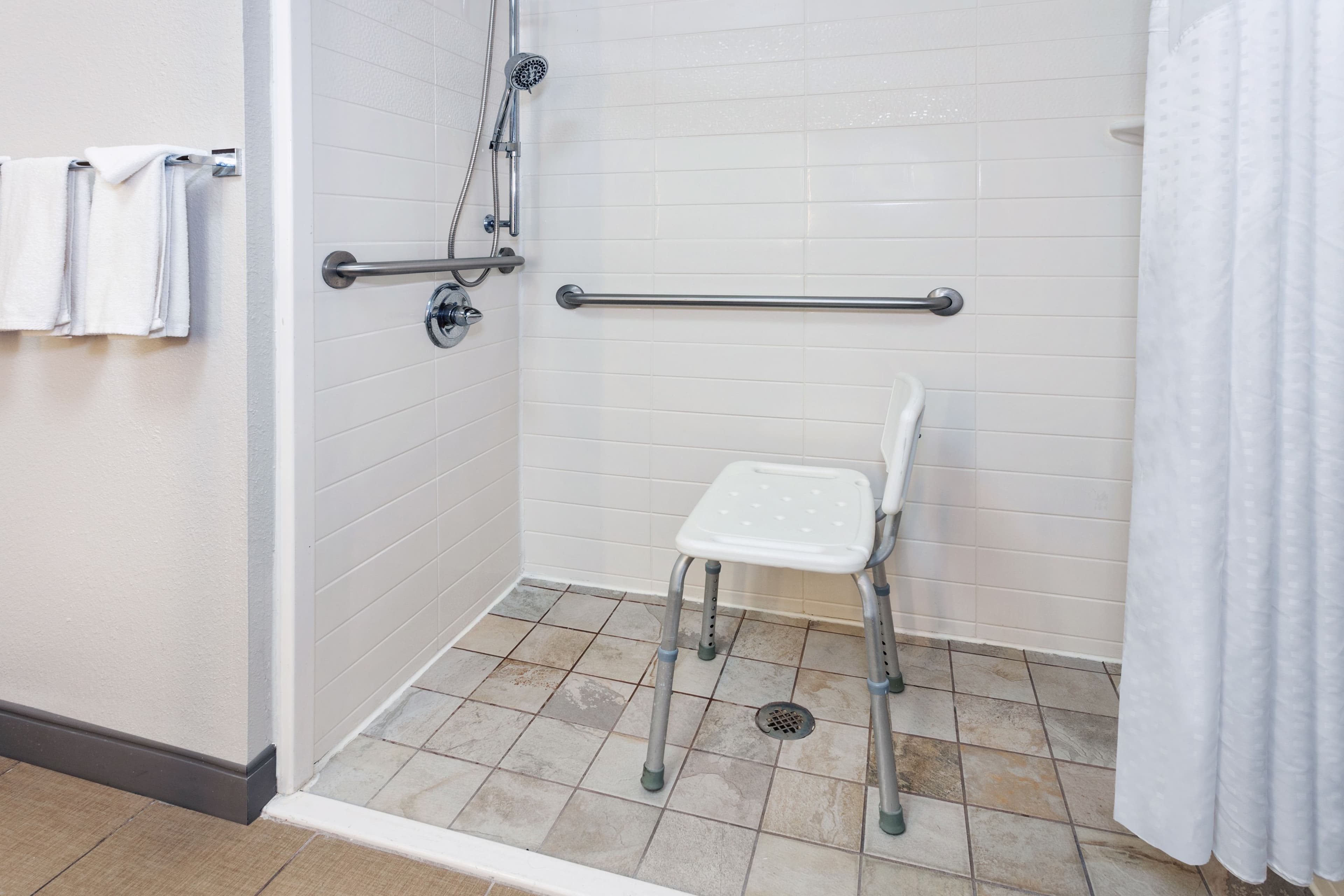Holiday Inn Express & Suites Carmel North - Westfield — 29