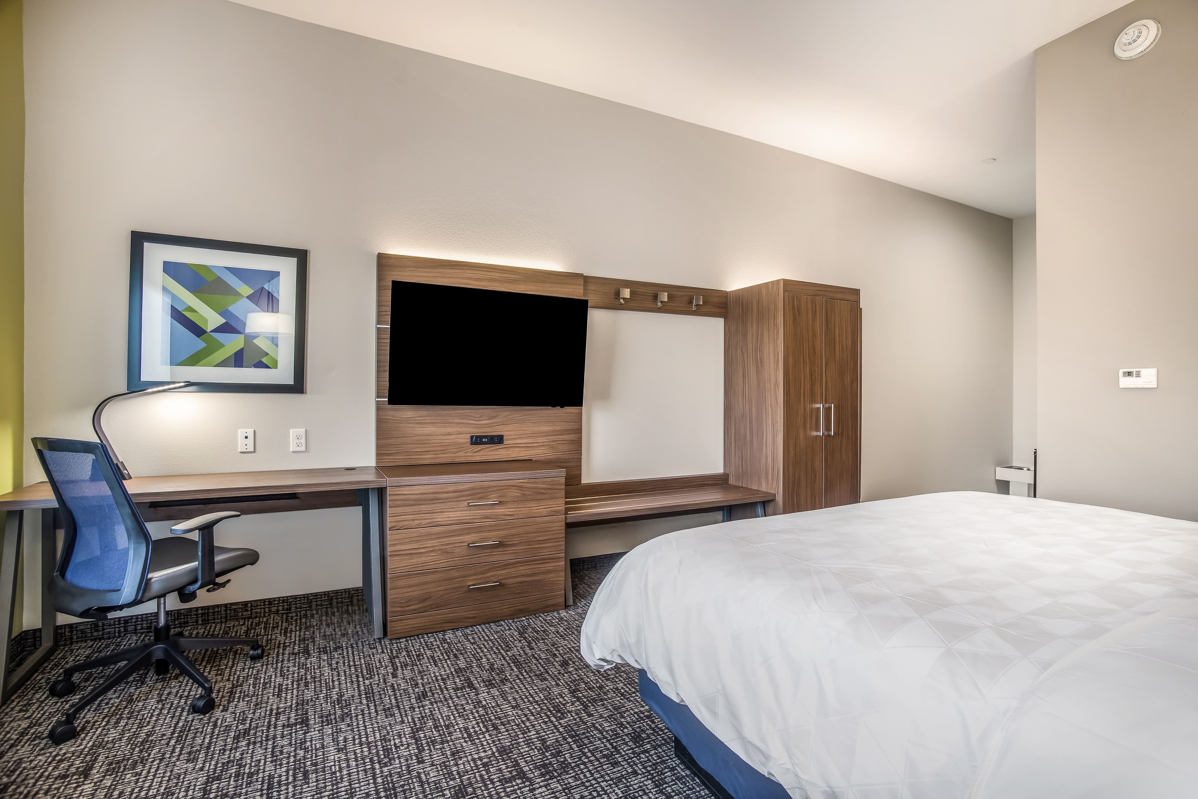 Holiday Inn Express & Suites Tulsa East - Catoosa — 12