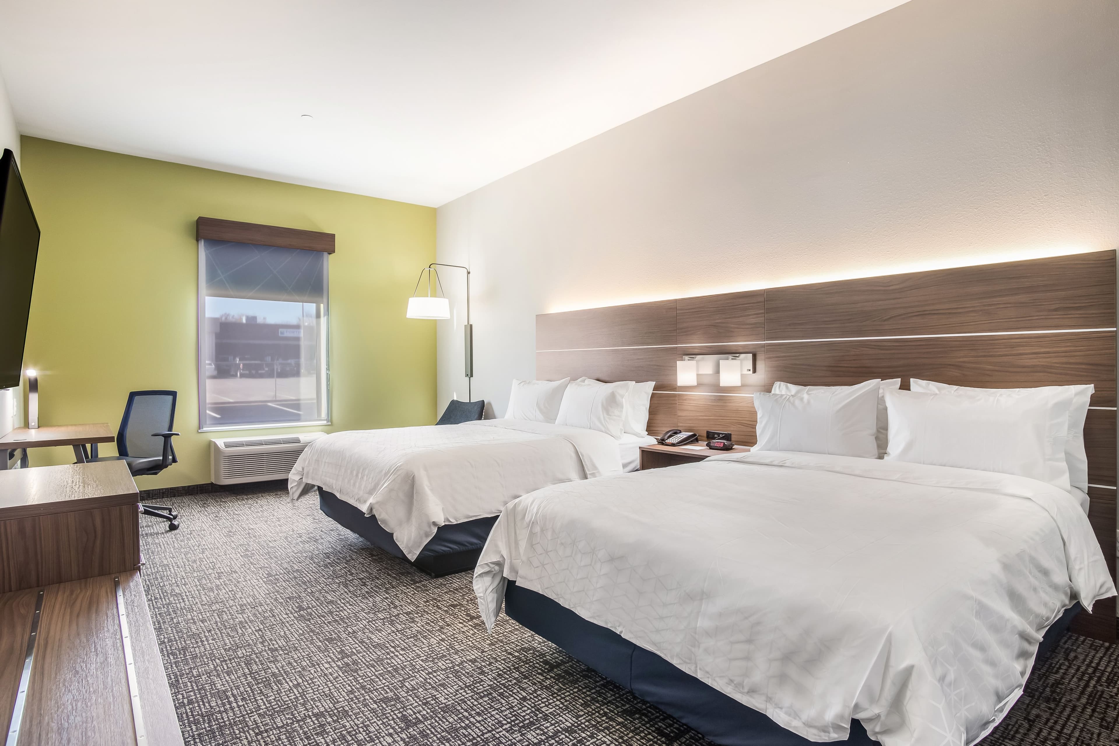 Holiday Inn Express & Suites Tulsa East - Catoosa — 14