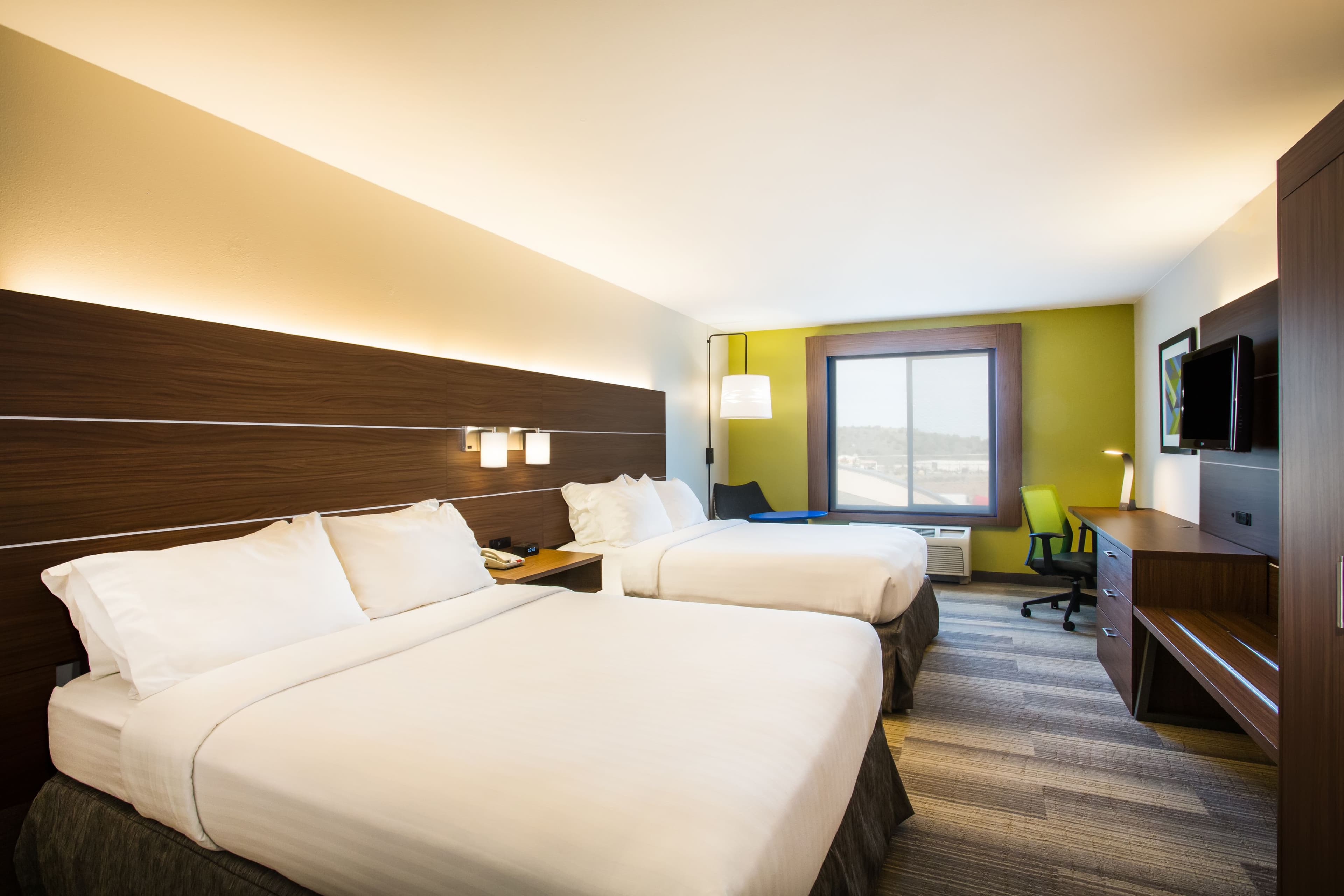 Holiday Inn Express & Suites Cedar City — 14
