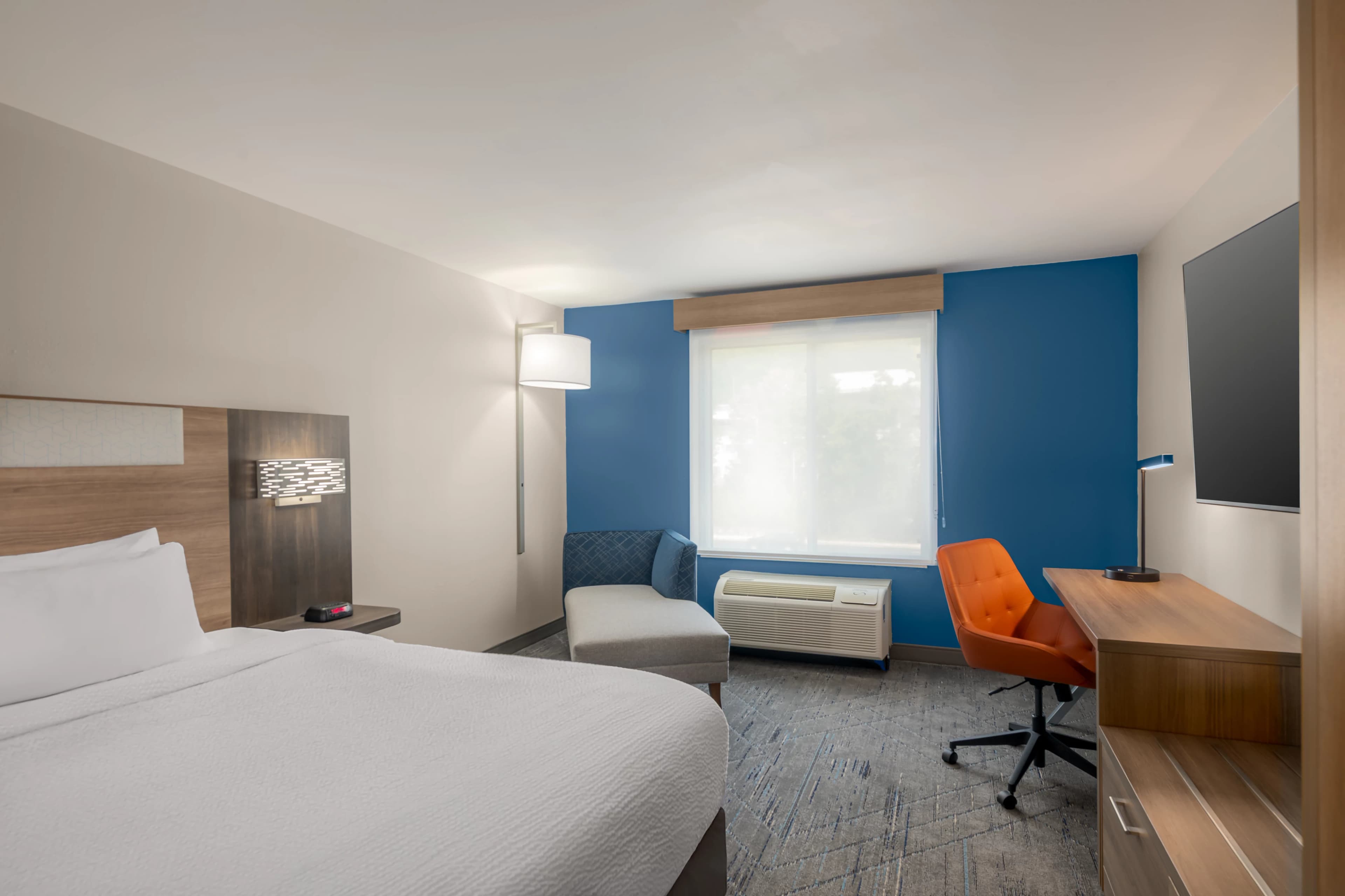 Holiday Inn Express & Suites Cherokee/Casino — 3