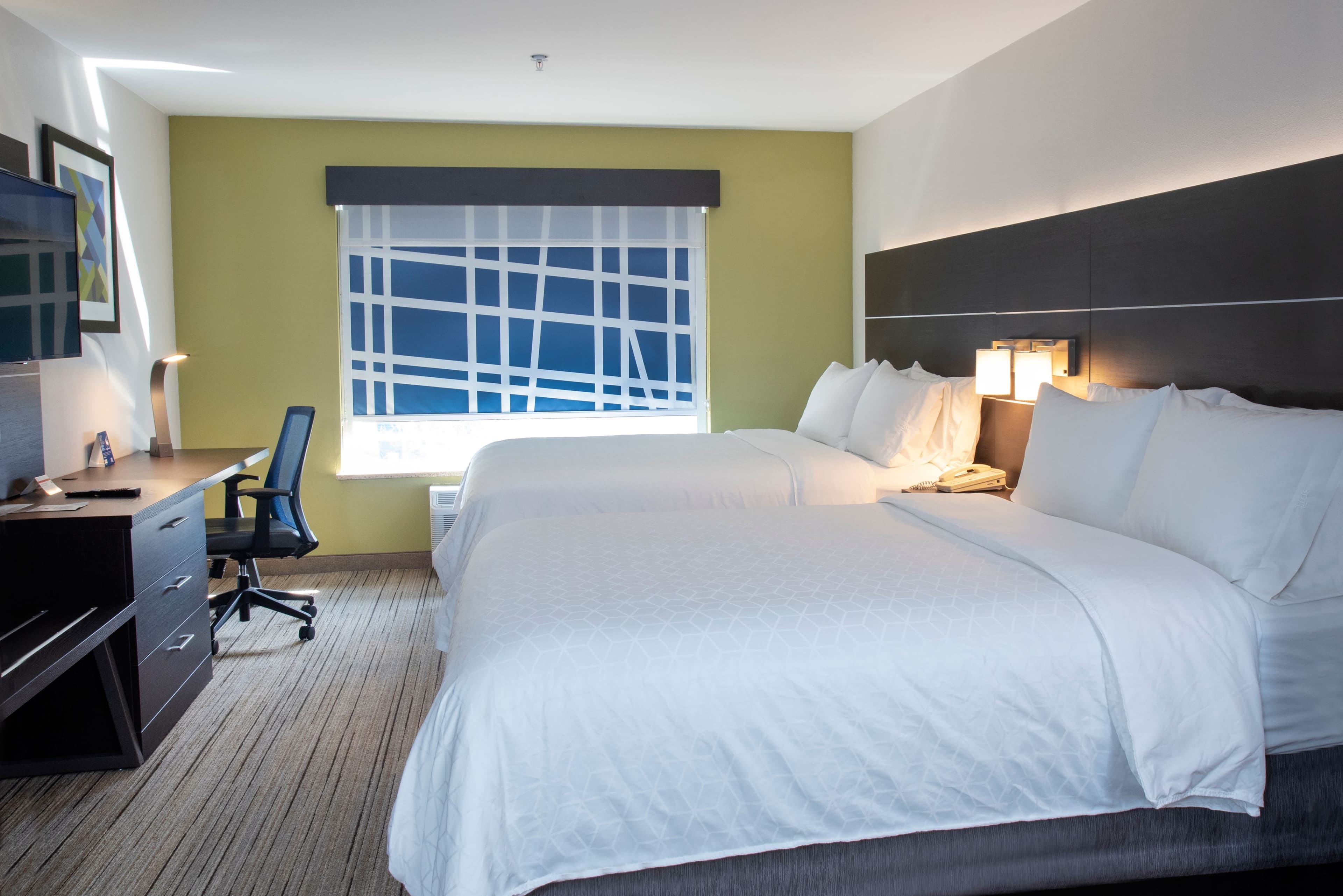 Holiday Inn Express & Suites Chester-Monroe-Goshen — 10