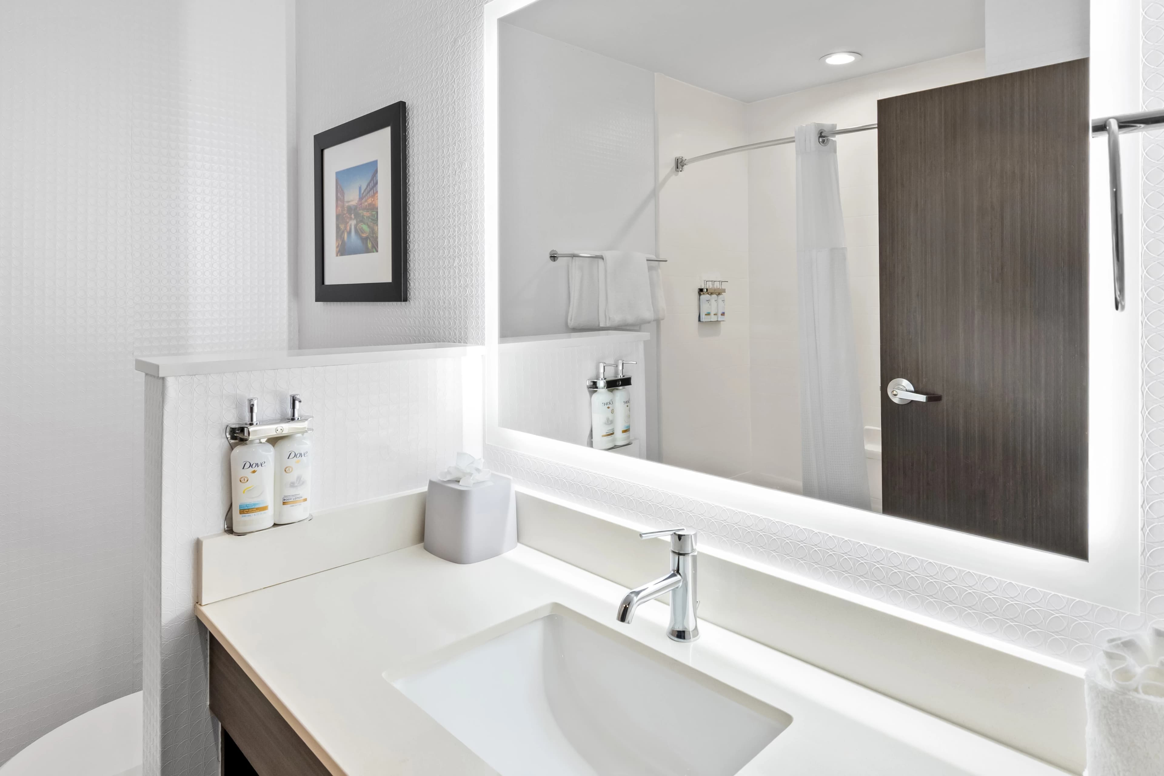Holiday Inn Express & Suites Choctaw - Oklahoma City East — 3