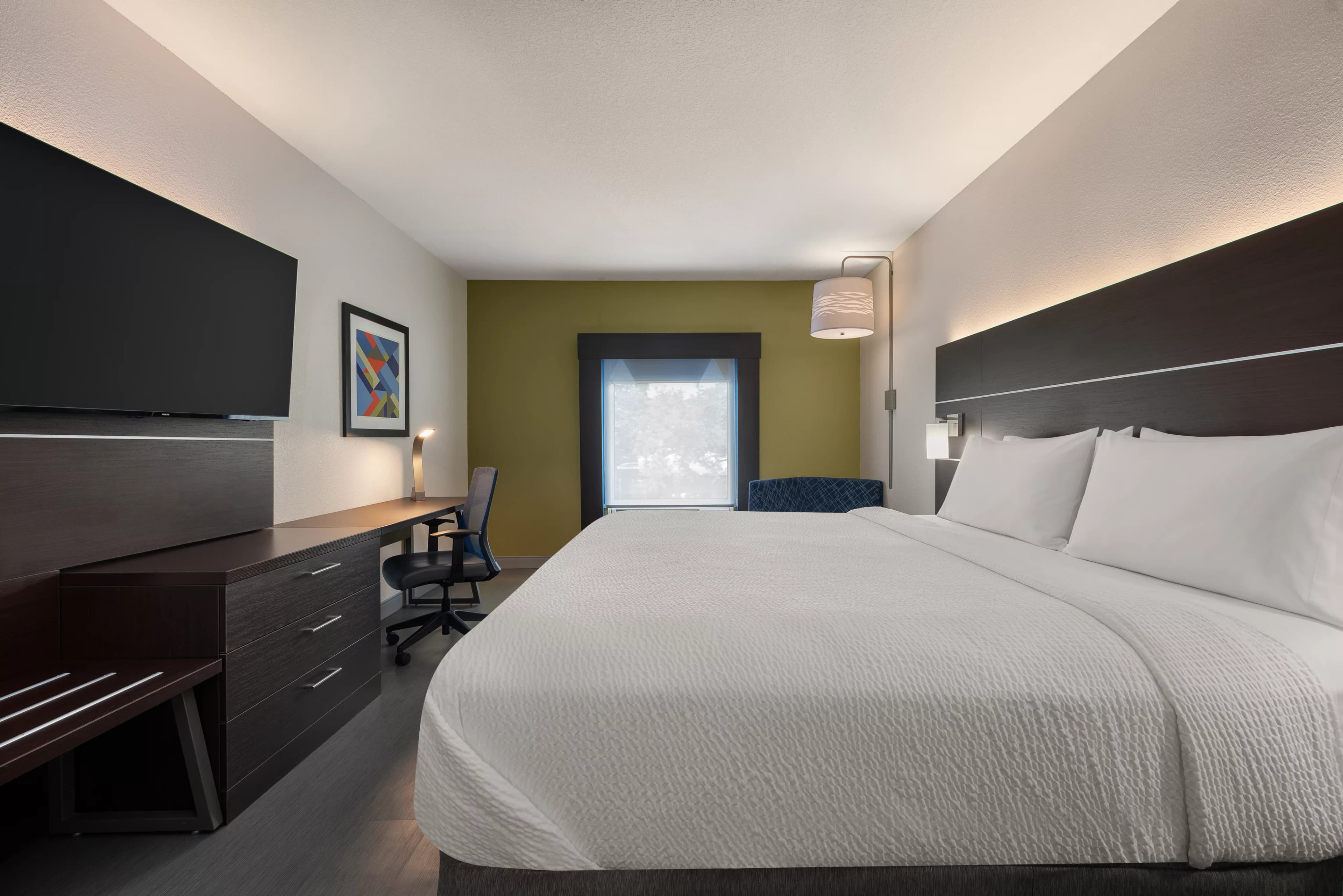 Holiday Inn Express & Suites Clearwater/Us 19 N — 2