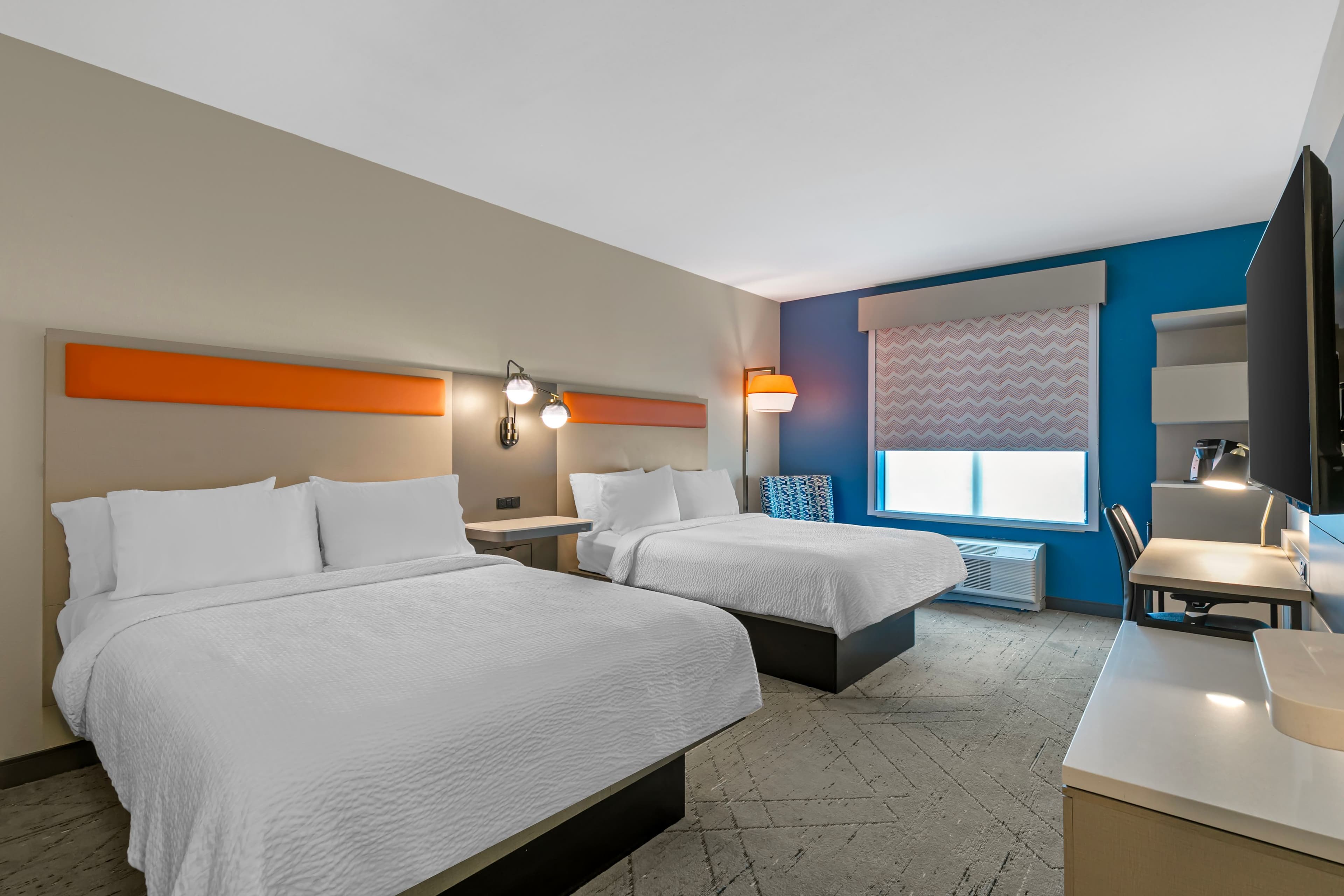 Holiday Inn Express & Suites Clemson - Univ Area — 10