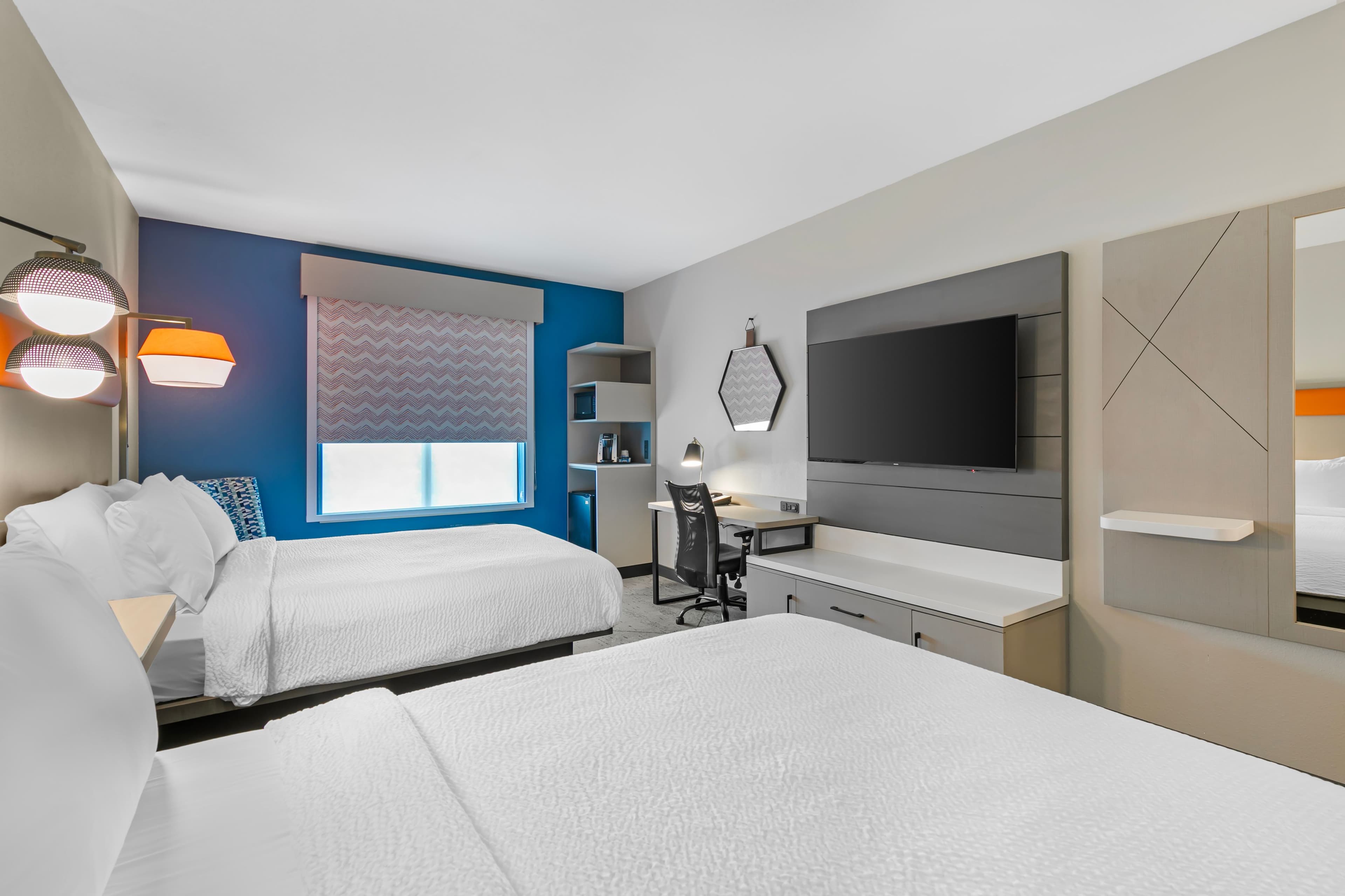 Holiday Inn Express & Suites Clemson - Univ Area — 13