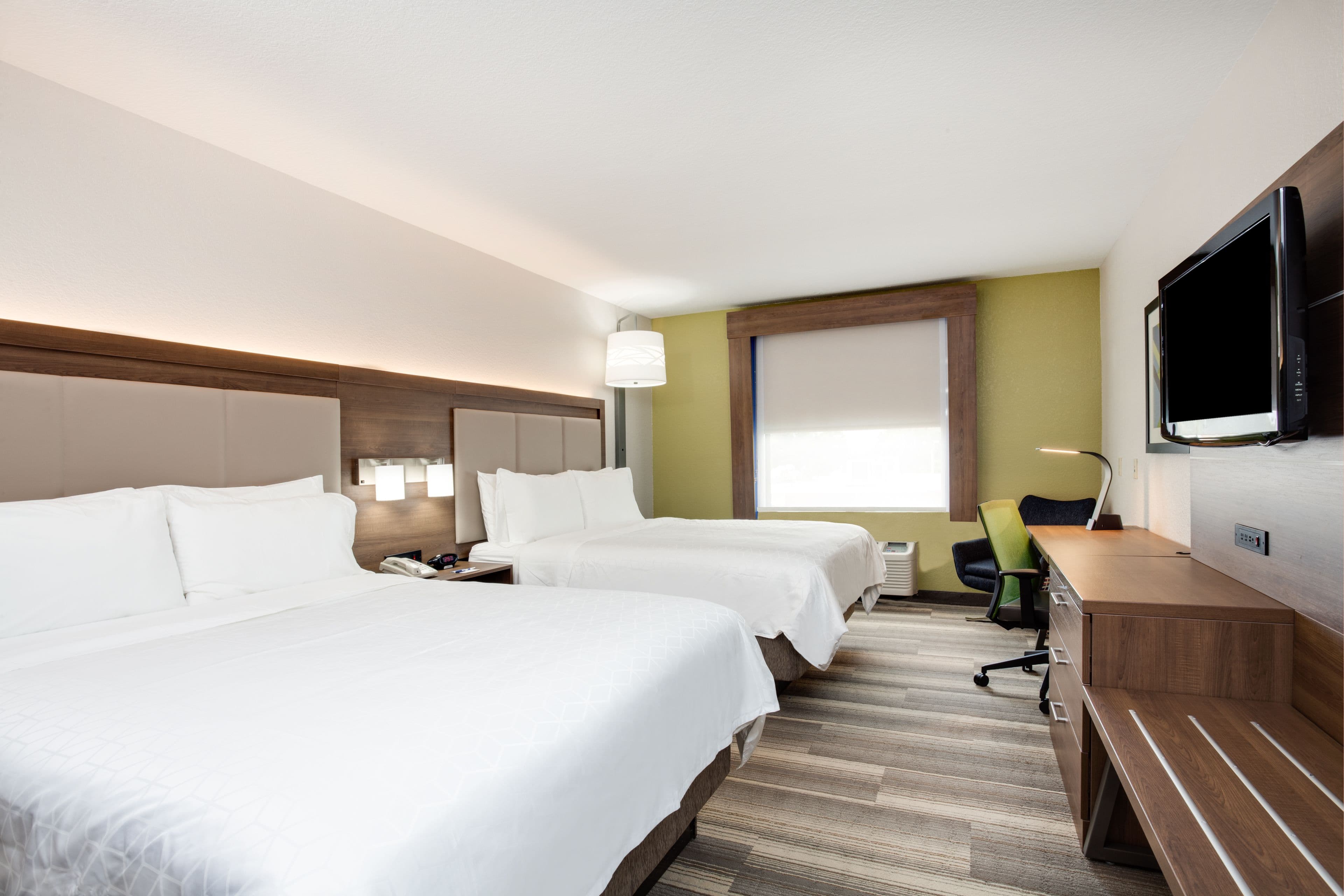 Holiday Inn Express & Suites Clewiston — 6