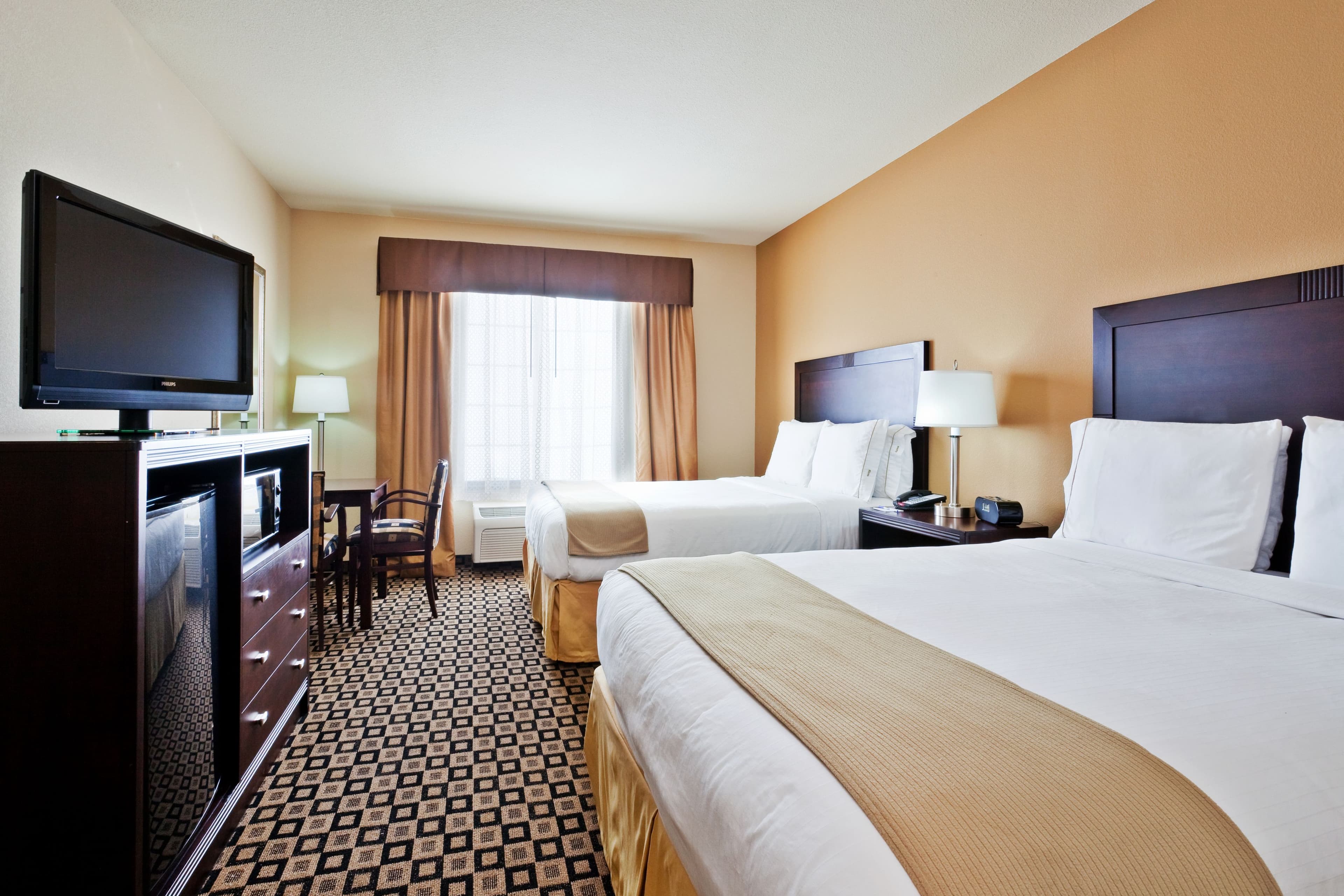 Holiday Inn Express & Suites Clovis — 14