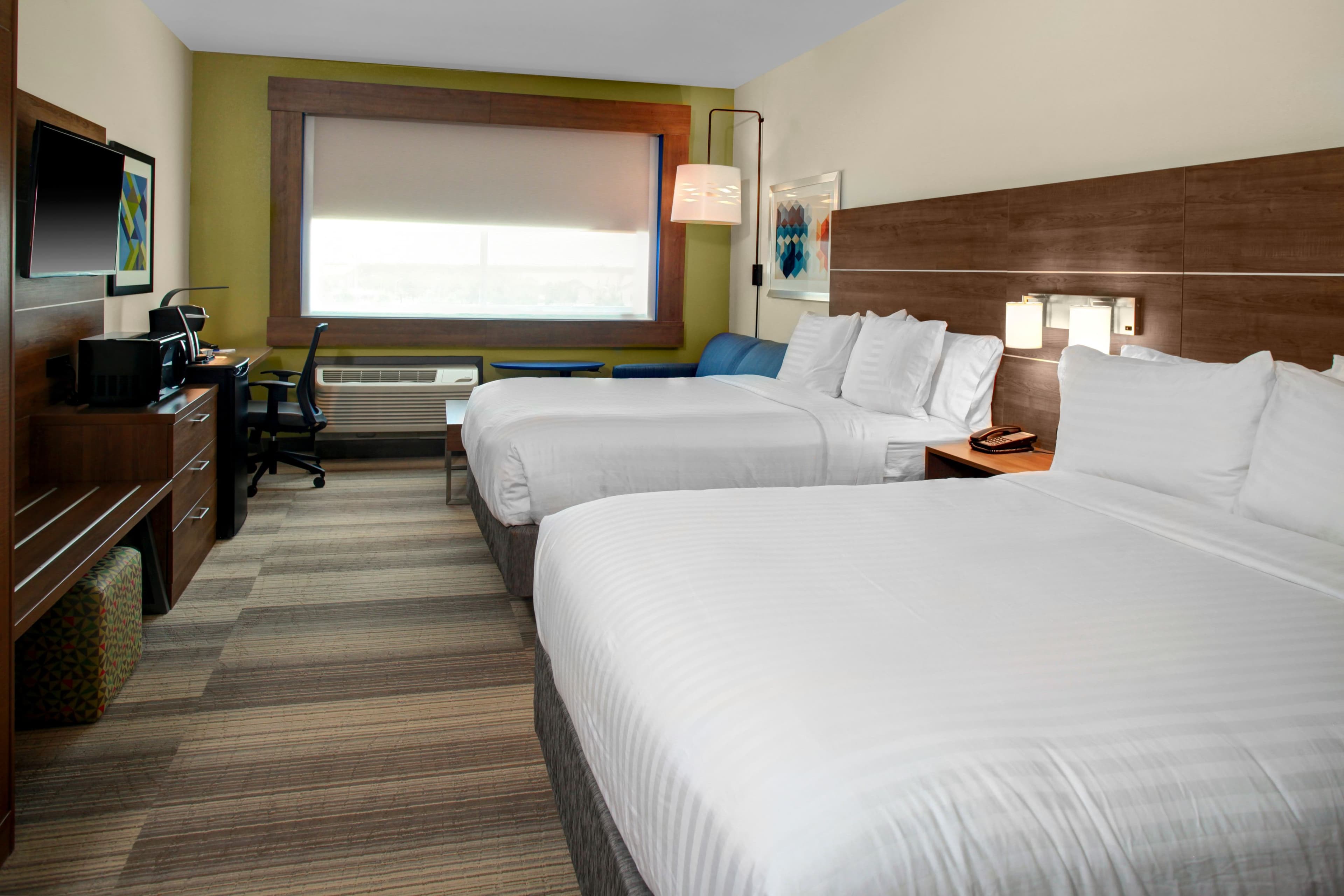 Holiday Inn Express & Suites Houston NW - Cypress Grand Pky — 7