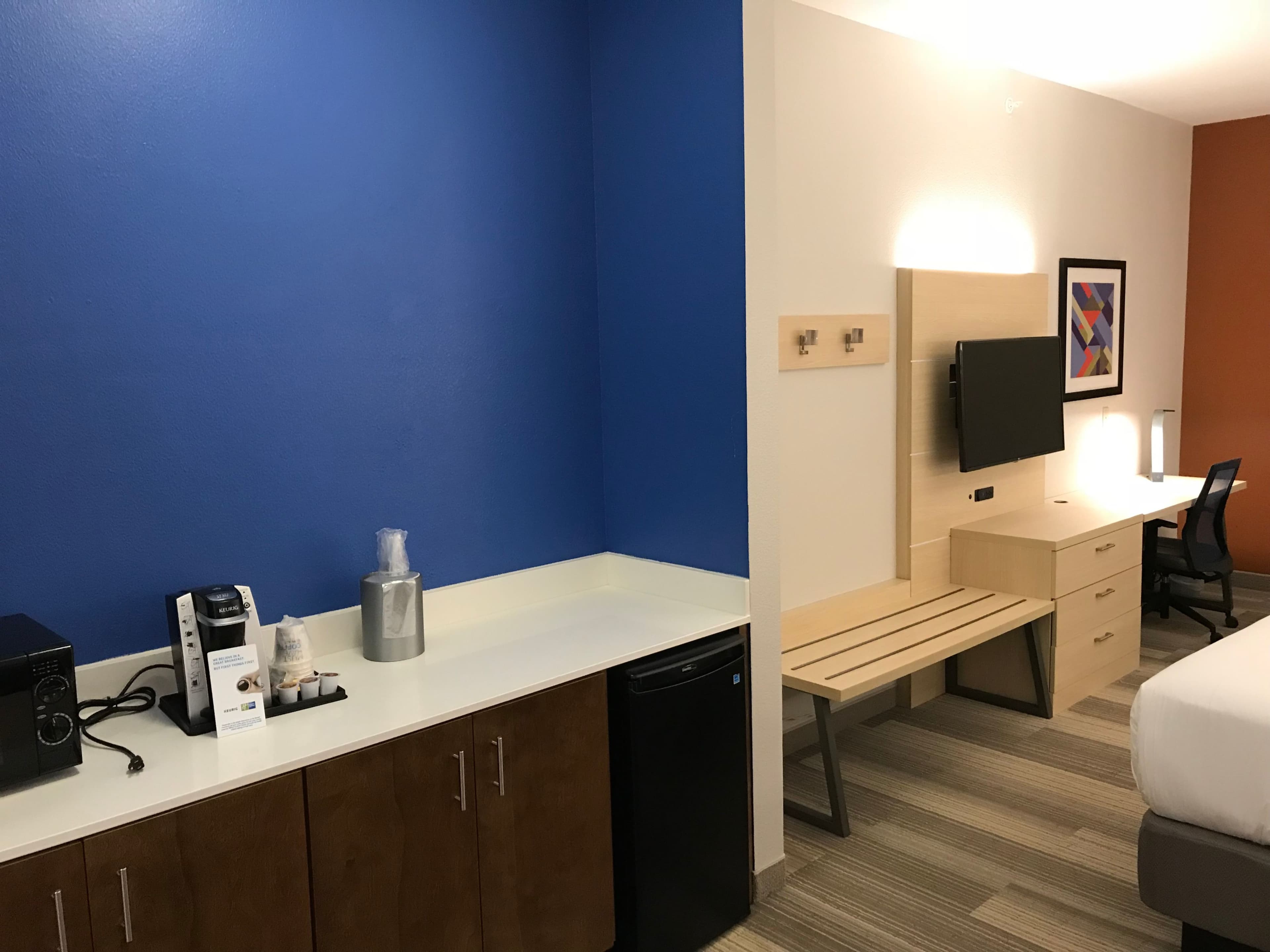 Holiday Inn Express & Suites Orlando South-Davenport — 8