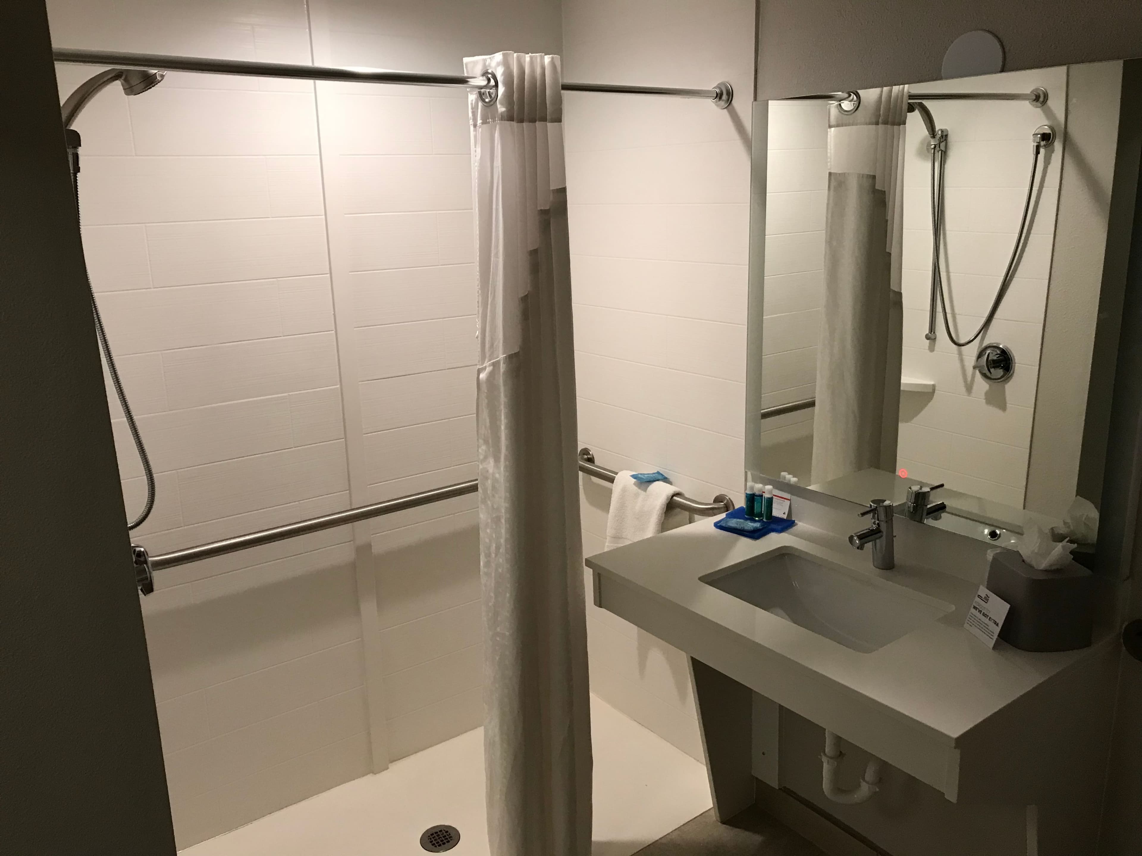 Holiday Inn Express & Suites Orlando South-Davenport — 12