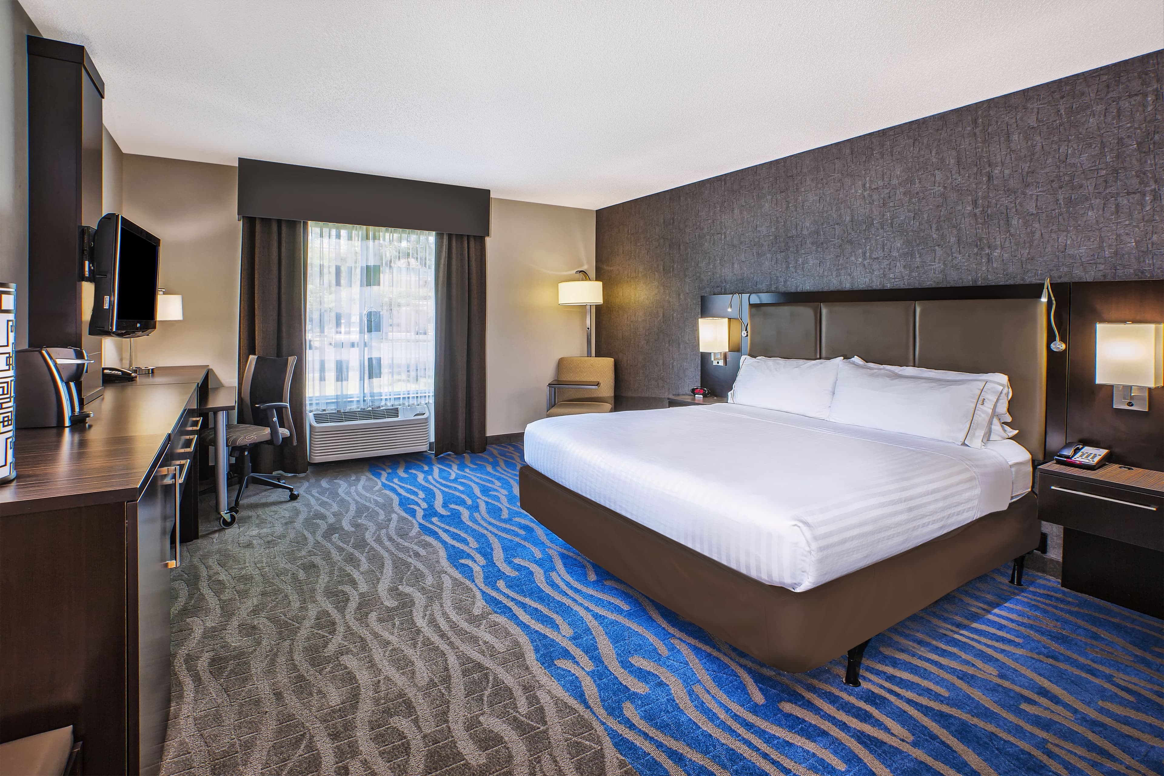 Holiday Inn Express & Suites Dayton South - I-675 — 15