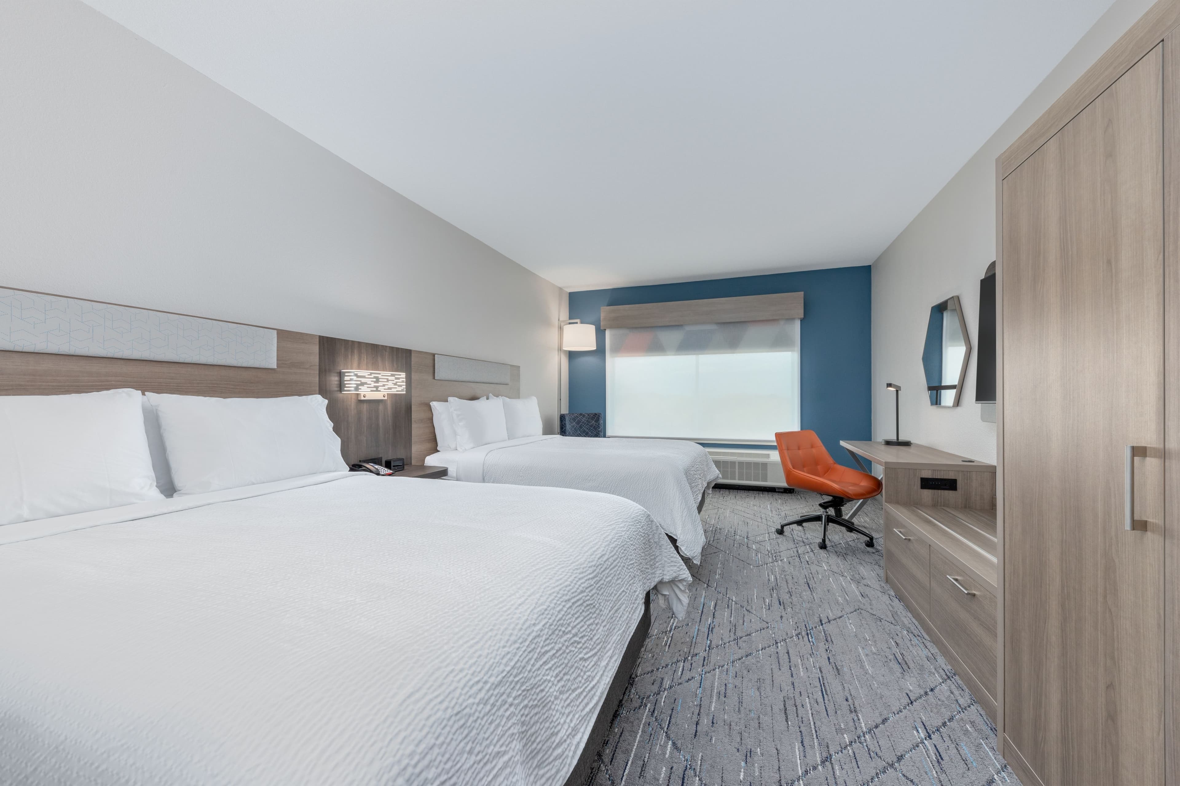 Holiday Inn Express & Suites Austin Airport East — 37
