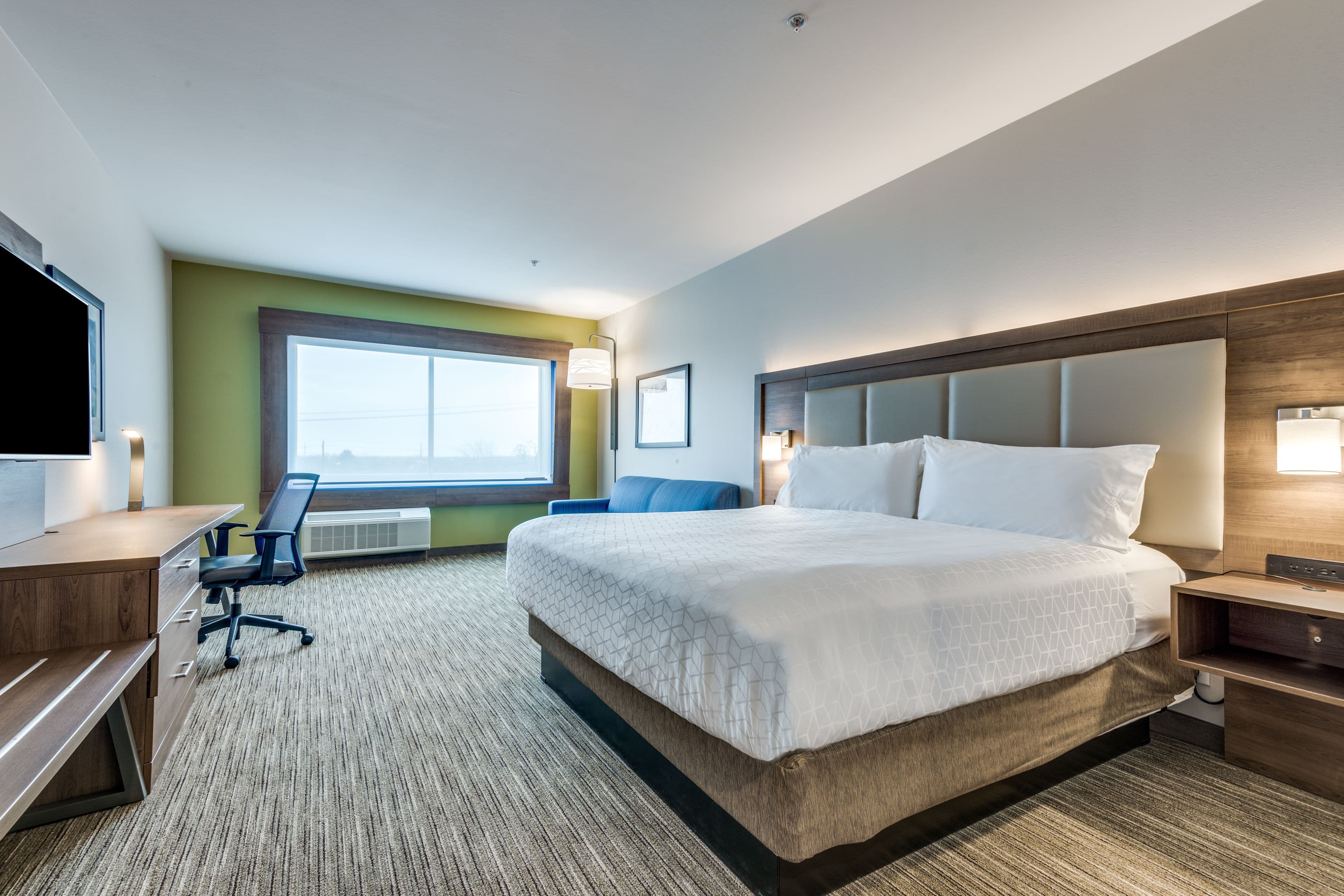 Holiday Inn Express & Suites Denton South — 51