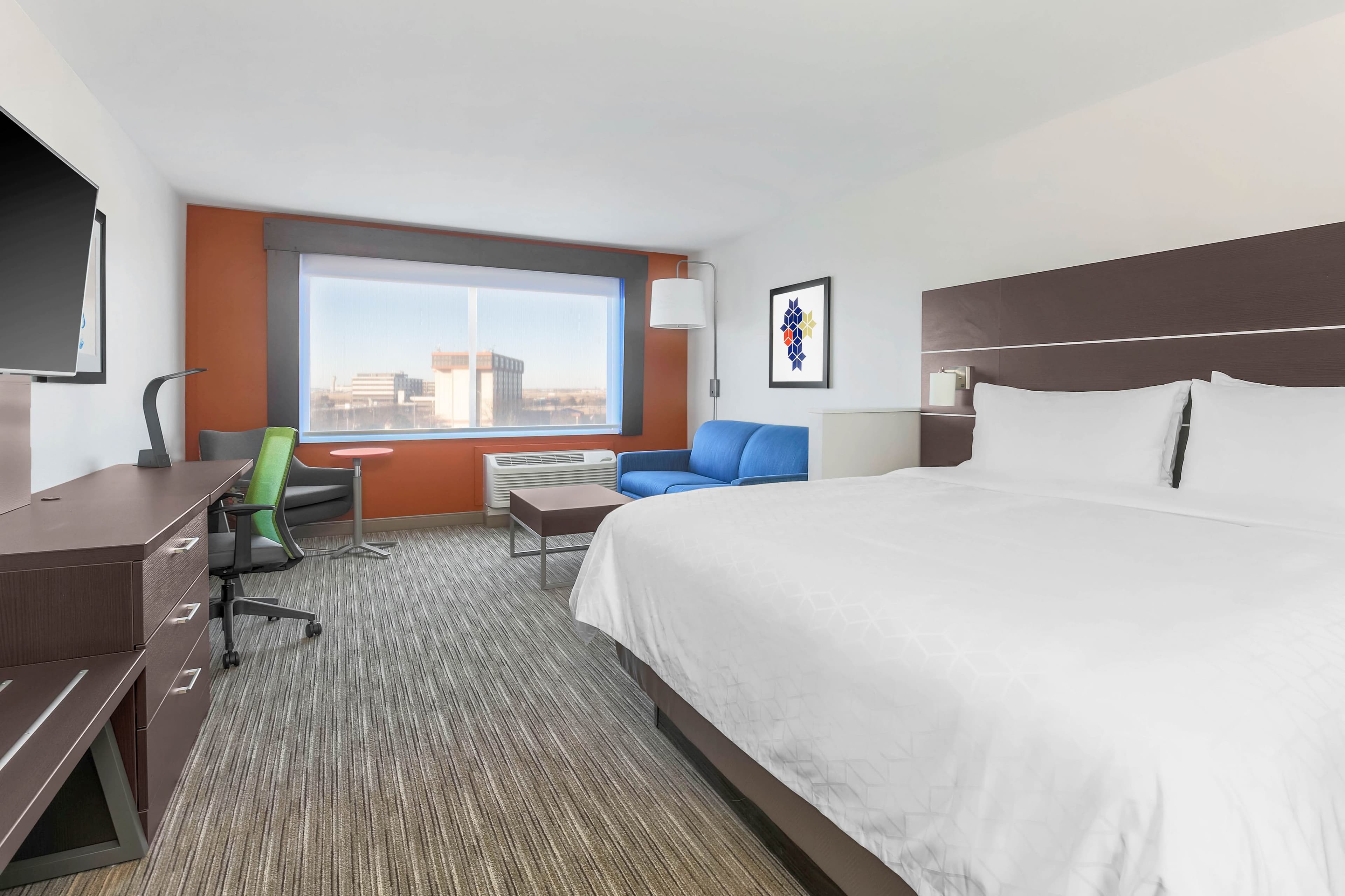Holiday Inn Express & Suites Chicago O'Hare Airport — 49