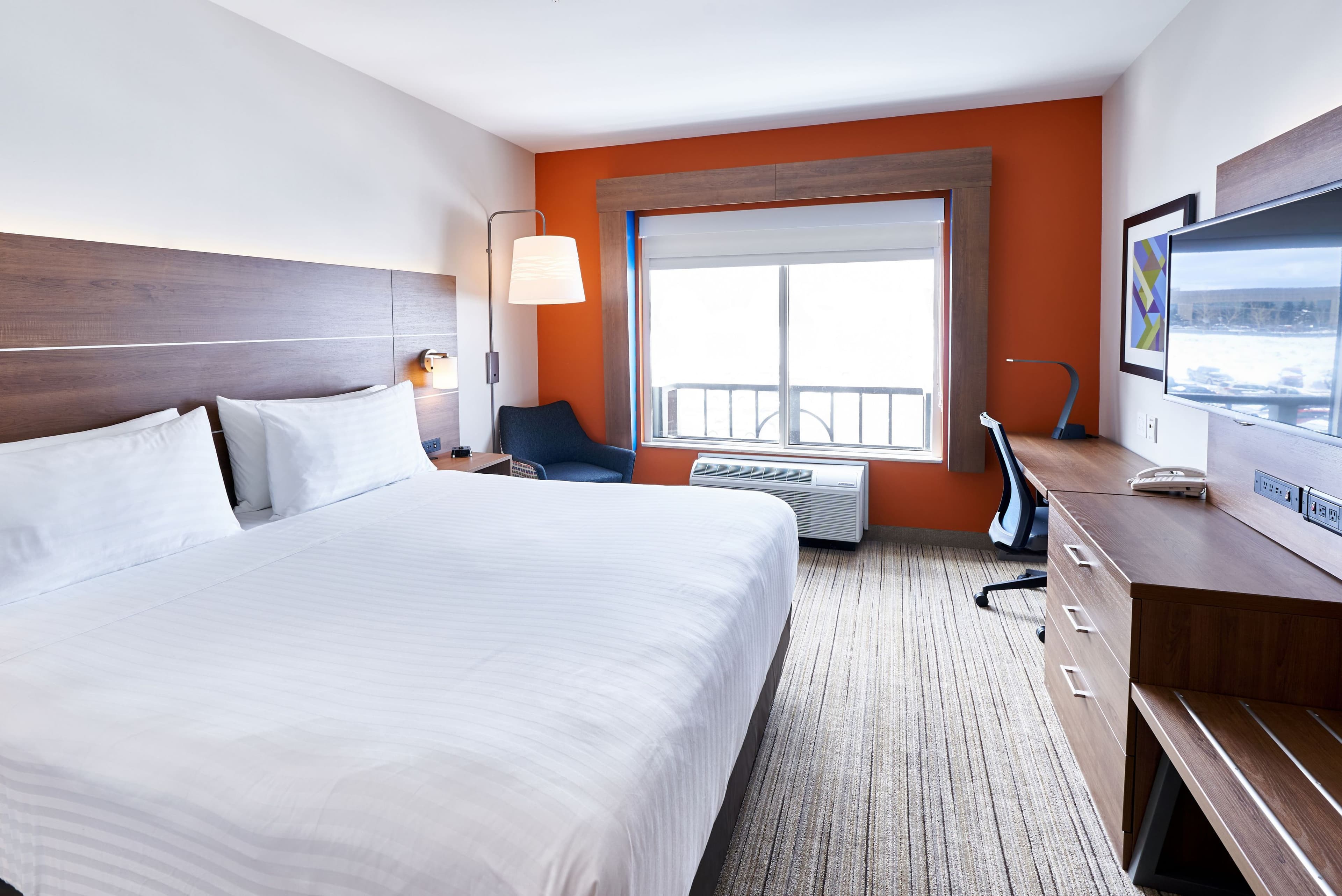 Holiday Inn Express & Suites Dieppe Airport — 6