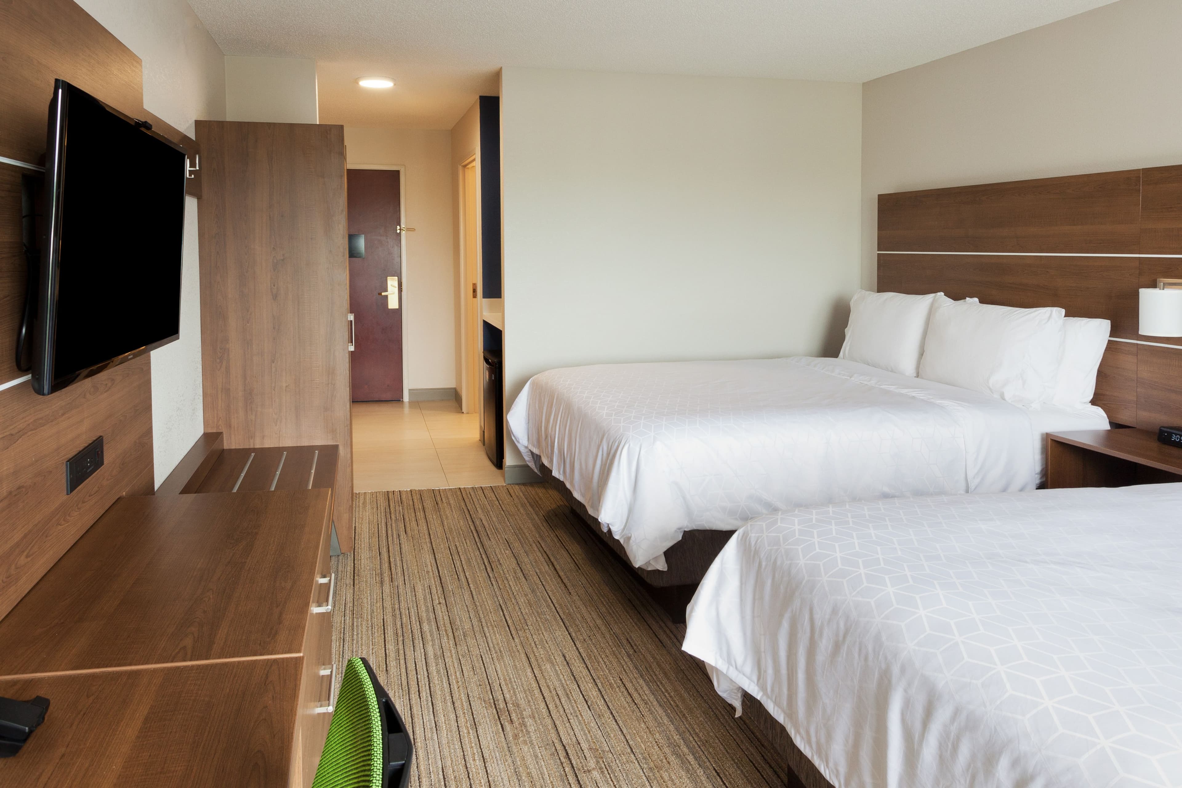 Holiday Inn Express & Suites Dothan North — 6