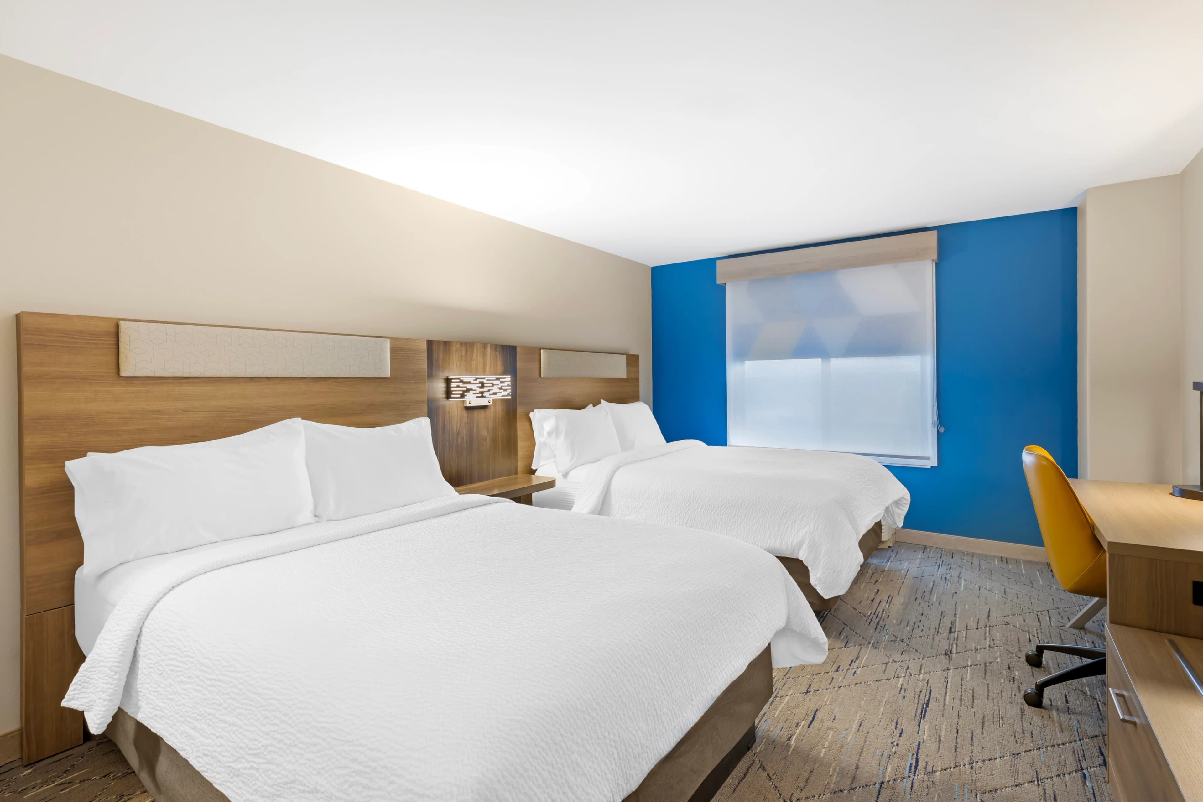 Holiday Inn Express & Suites Douglas — 34