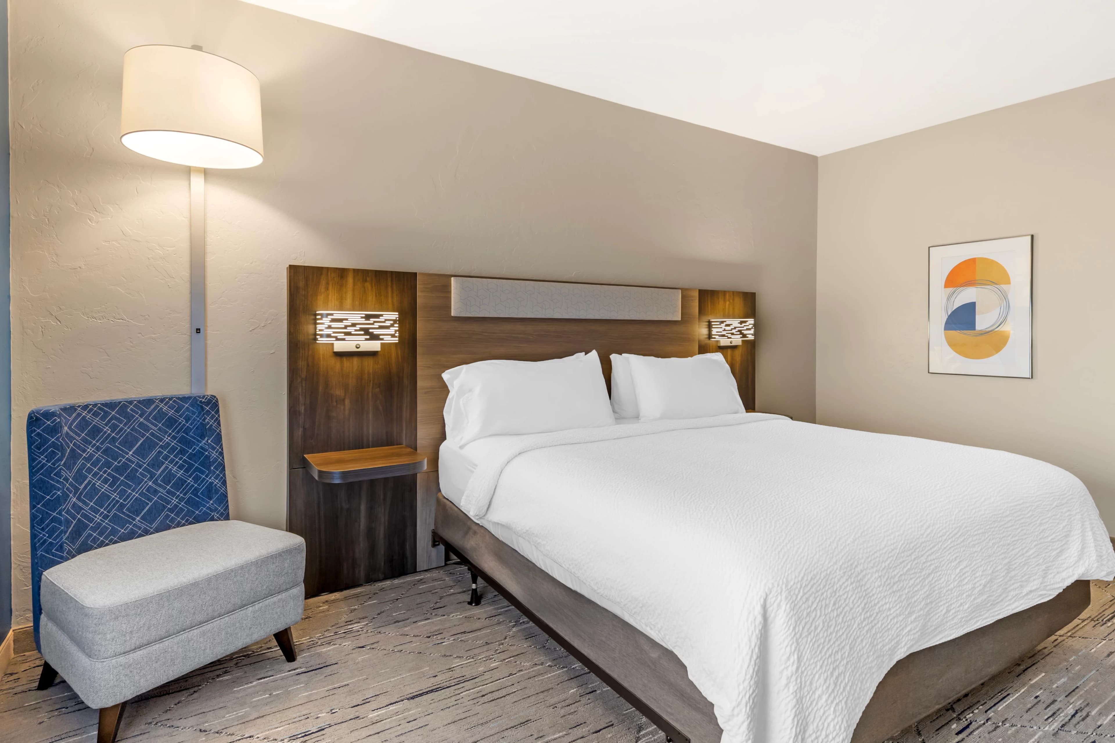 Holiday Inn Express & Suites Douglas — 16