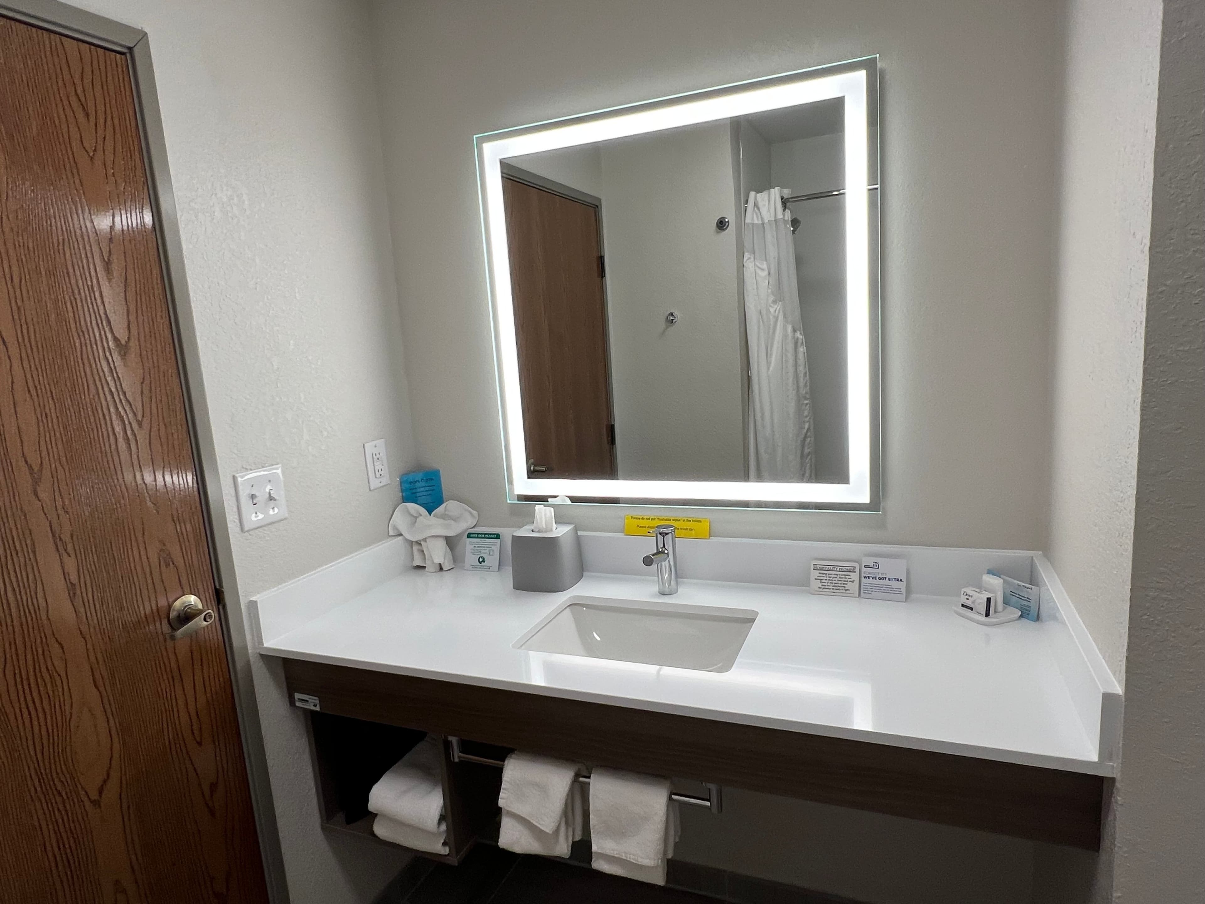 Holiday Inn Express & Suites Dubois - Image 3