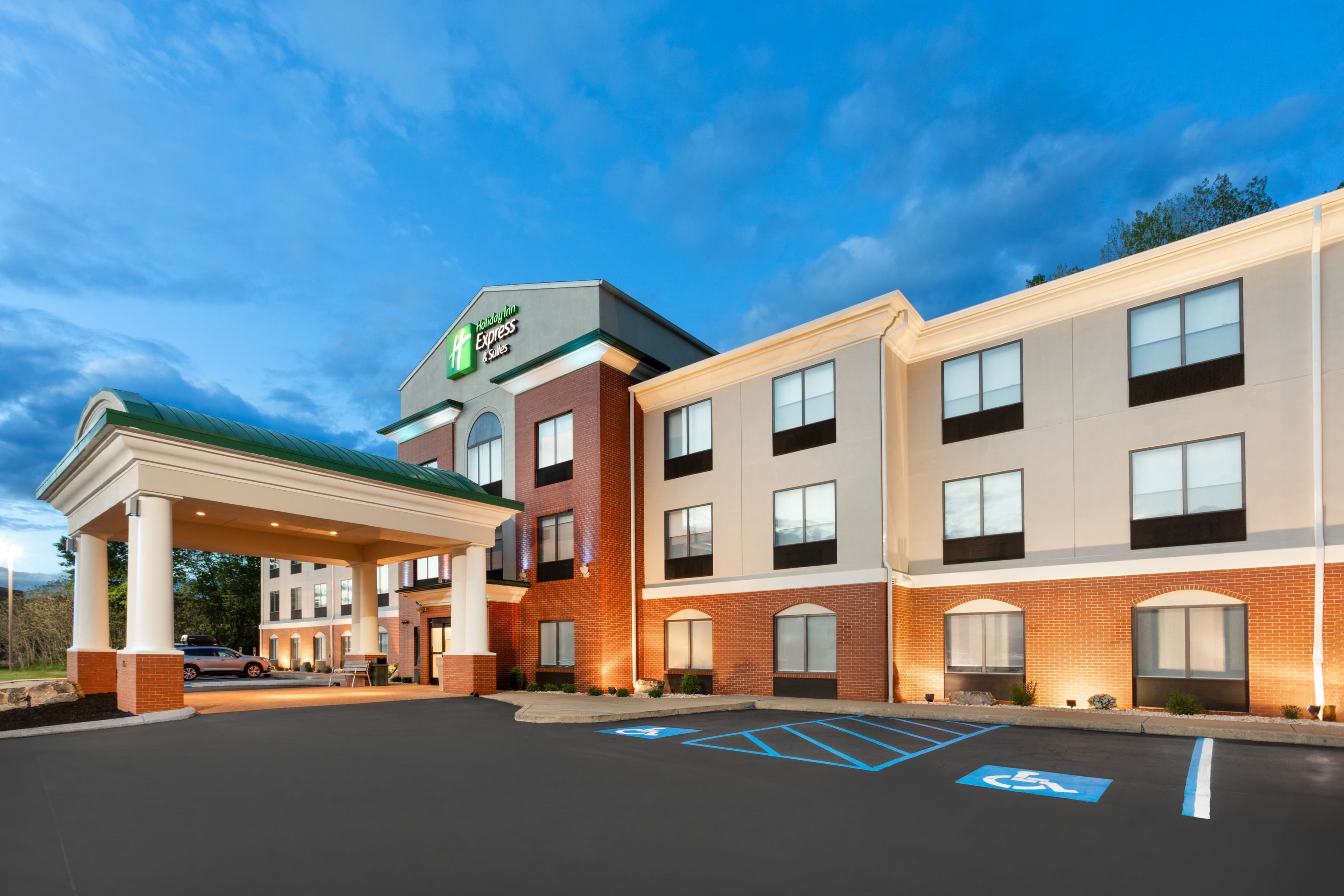 Holiday Inn Express & Suites Dubois - Image 1