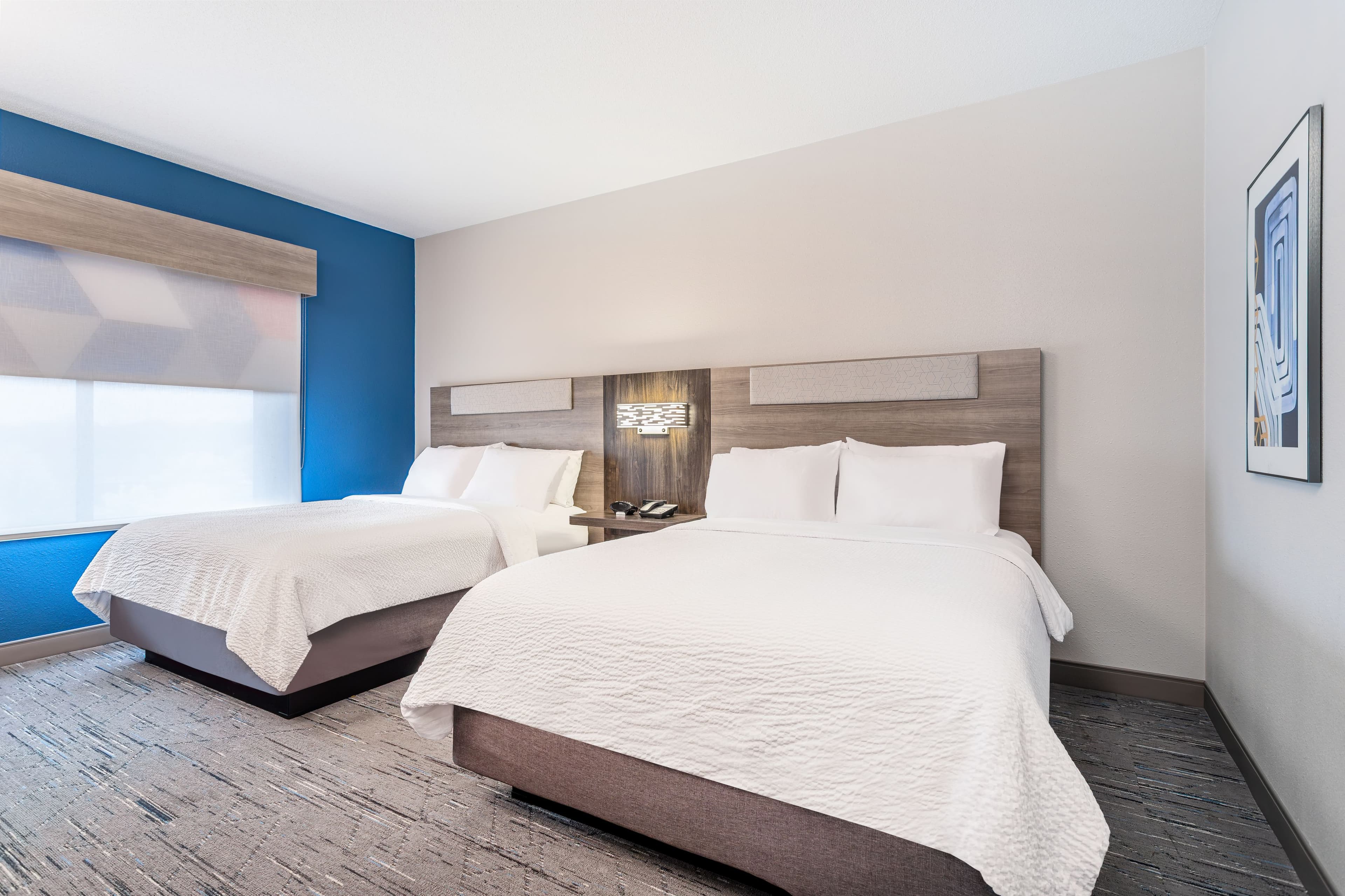 Holiday Inn Express & Suites Columbus Edinburgh — 10