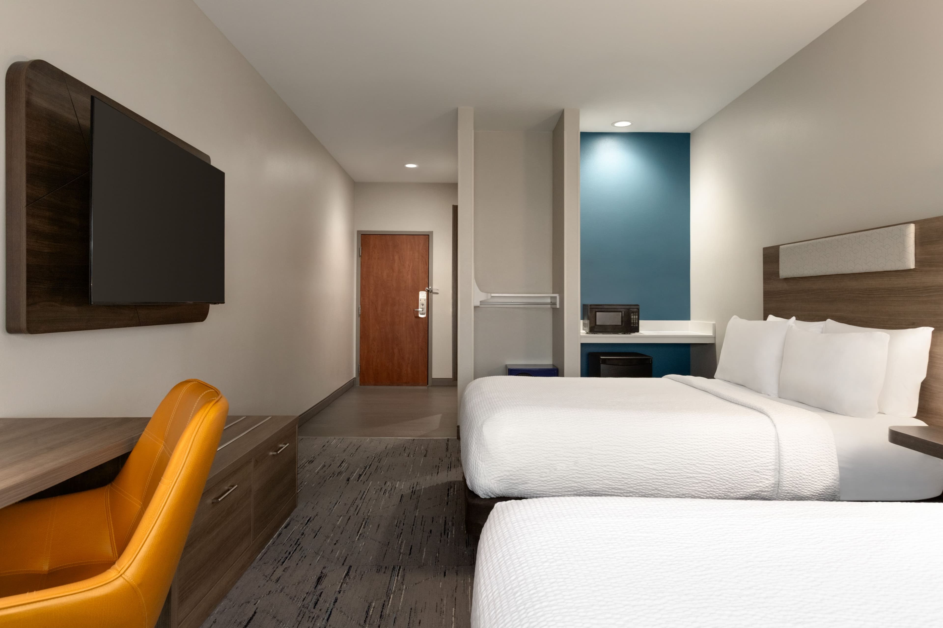 Holiday Inn Express & Suites Edmond — 19