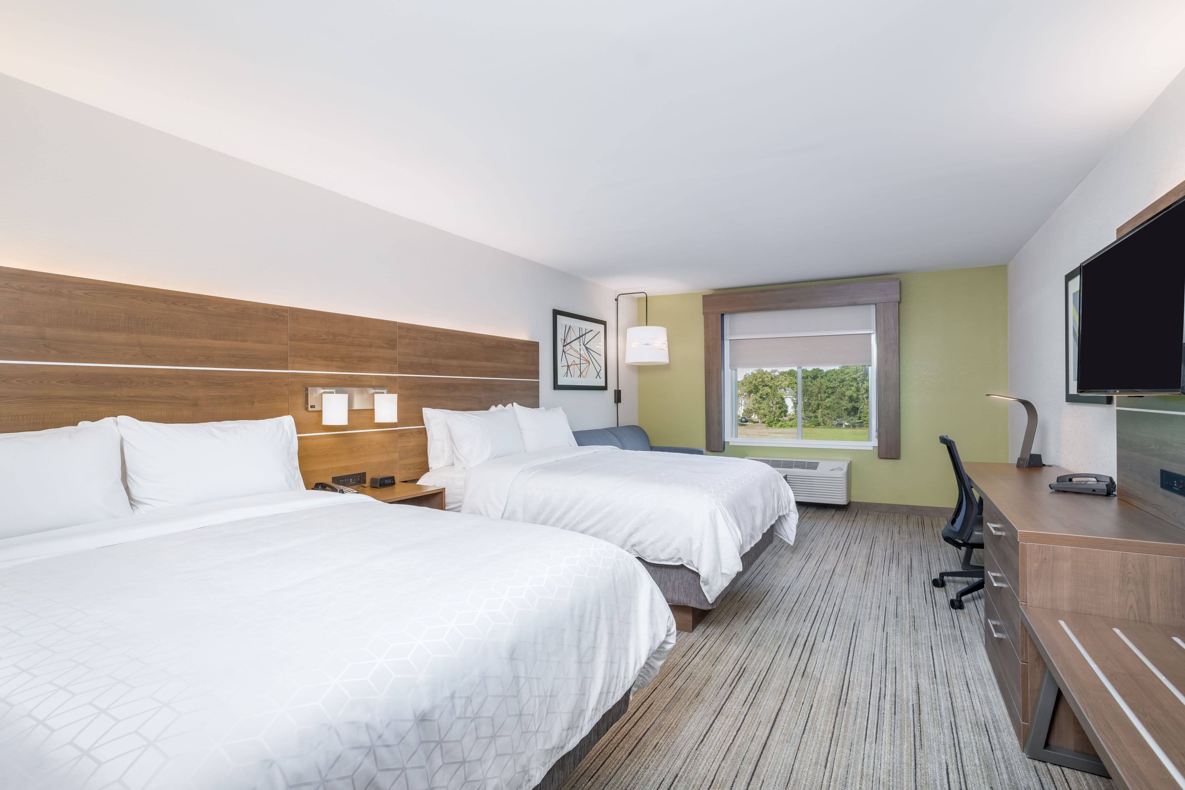 Holiday Inn Express & Suites Elkhart North — 9