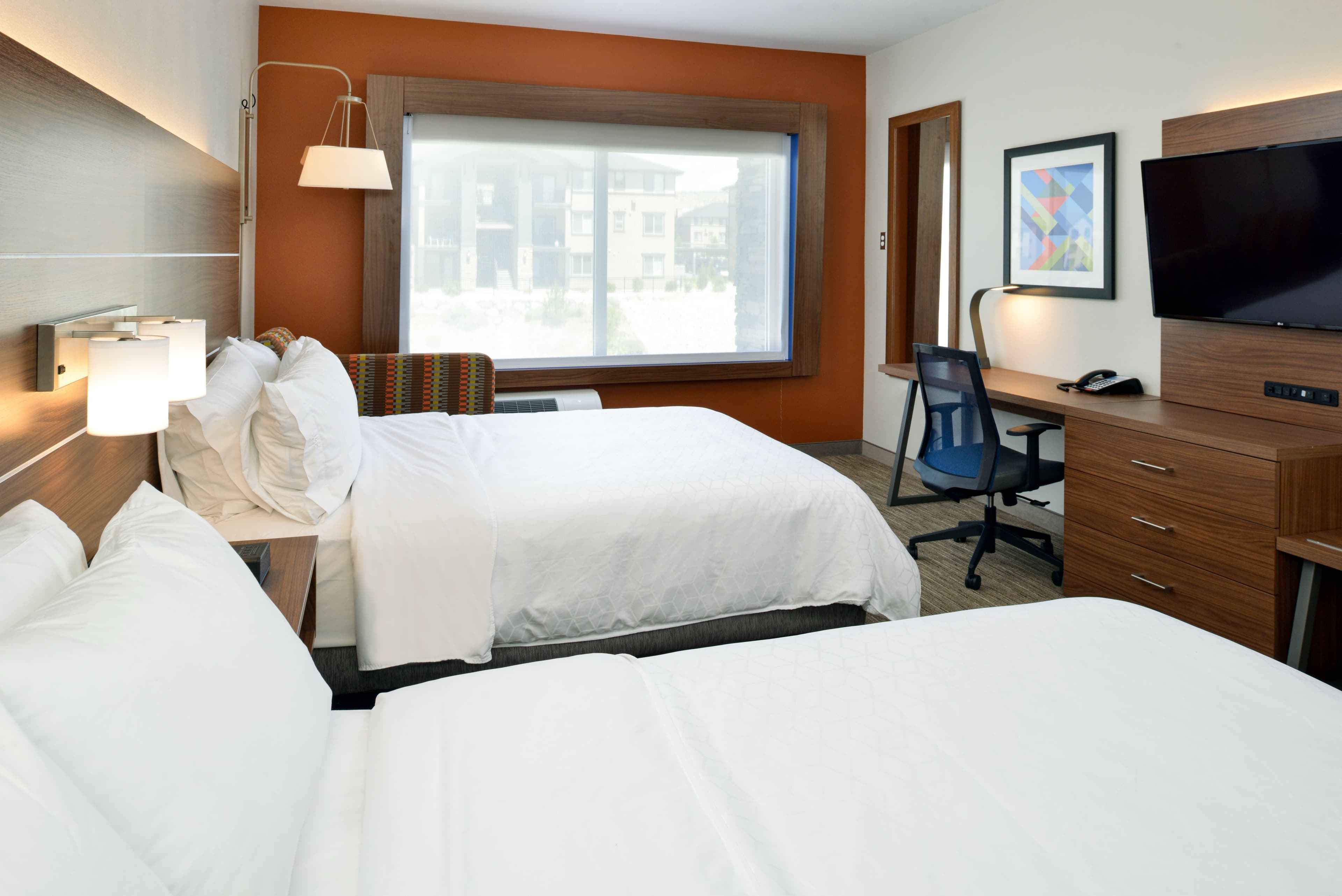 Holiday Inn Express & Suites Elko — 22