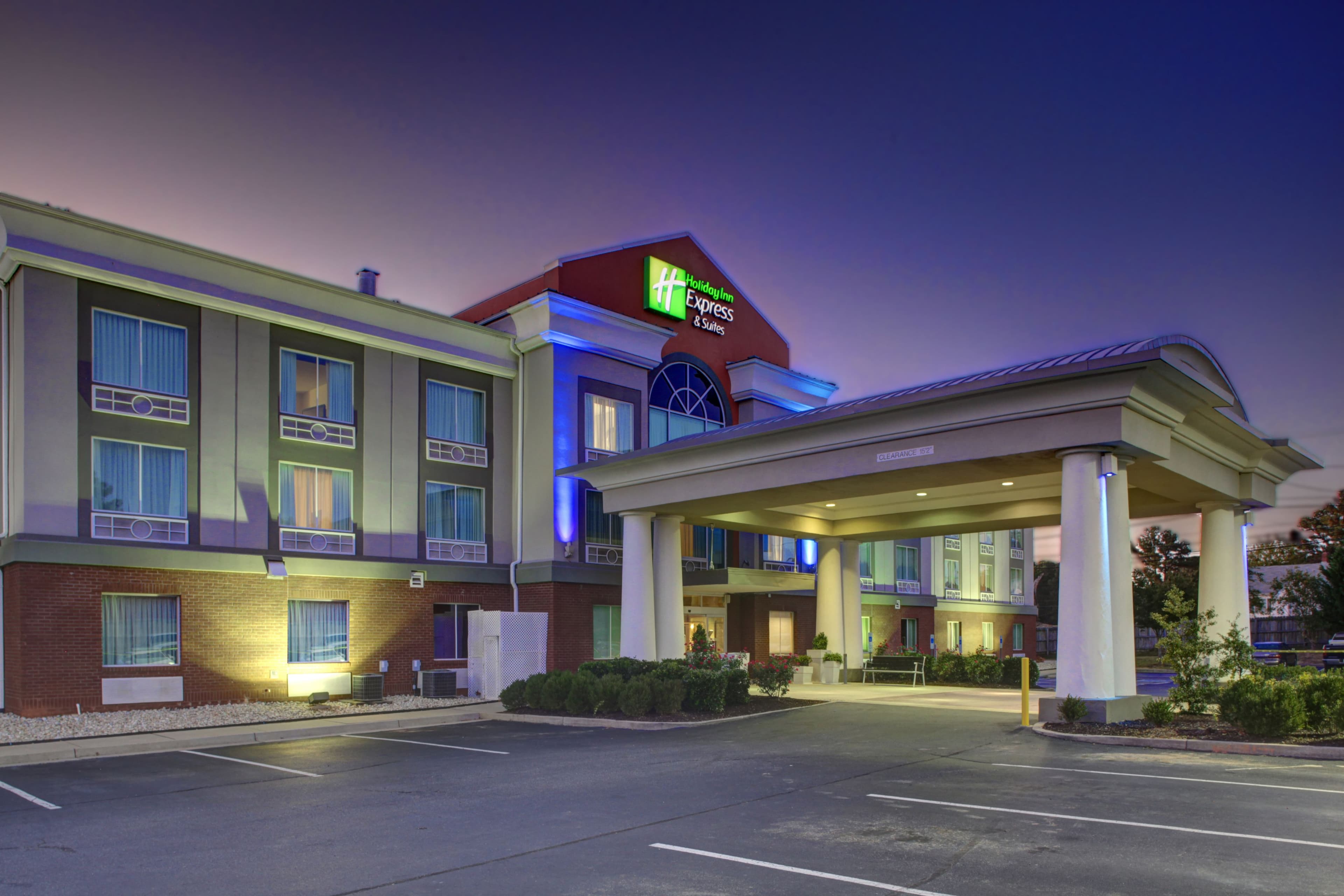 Holiday Inn Express & Suites Emporia - Image 1
