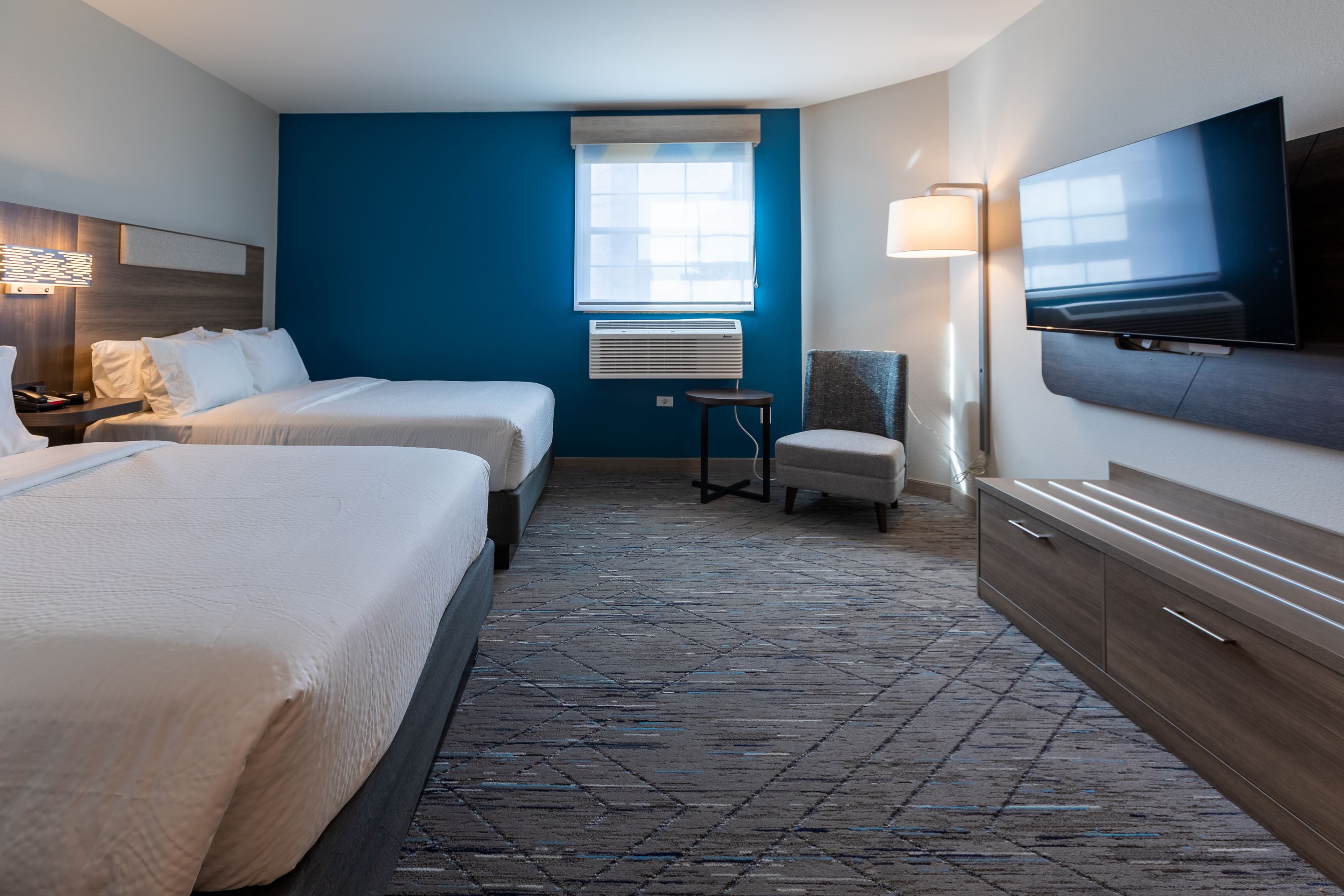 Holiday Inn Express & Suites Englewood - Denver South — 24