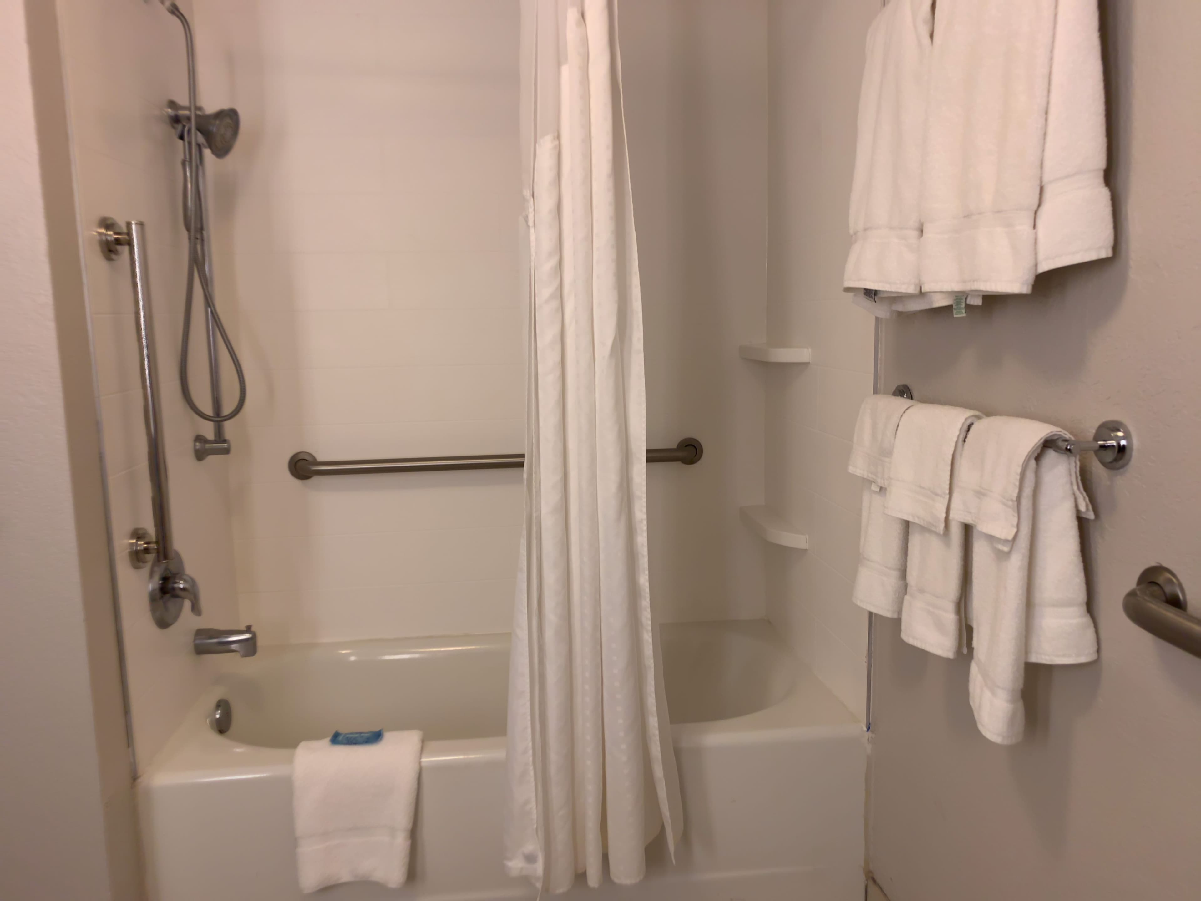 Holiday Inn Express & Suites Exmore - Eastern Shore — 6