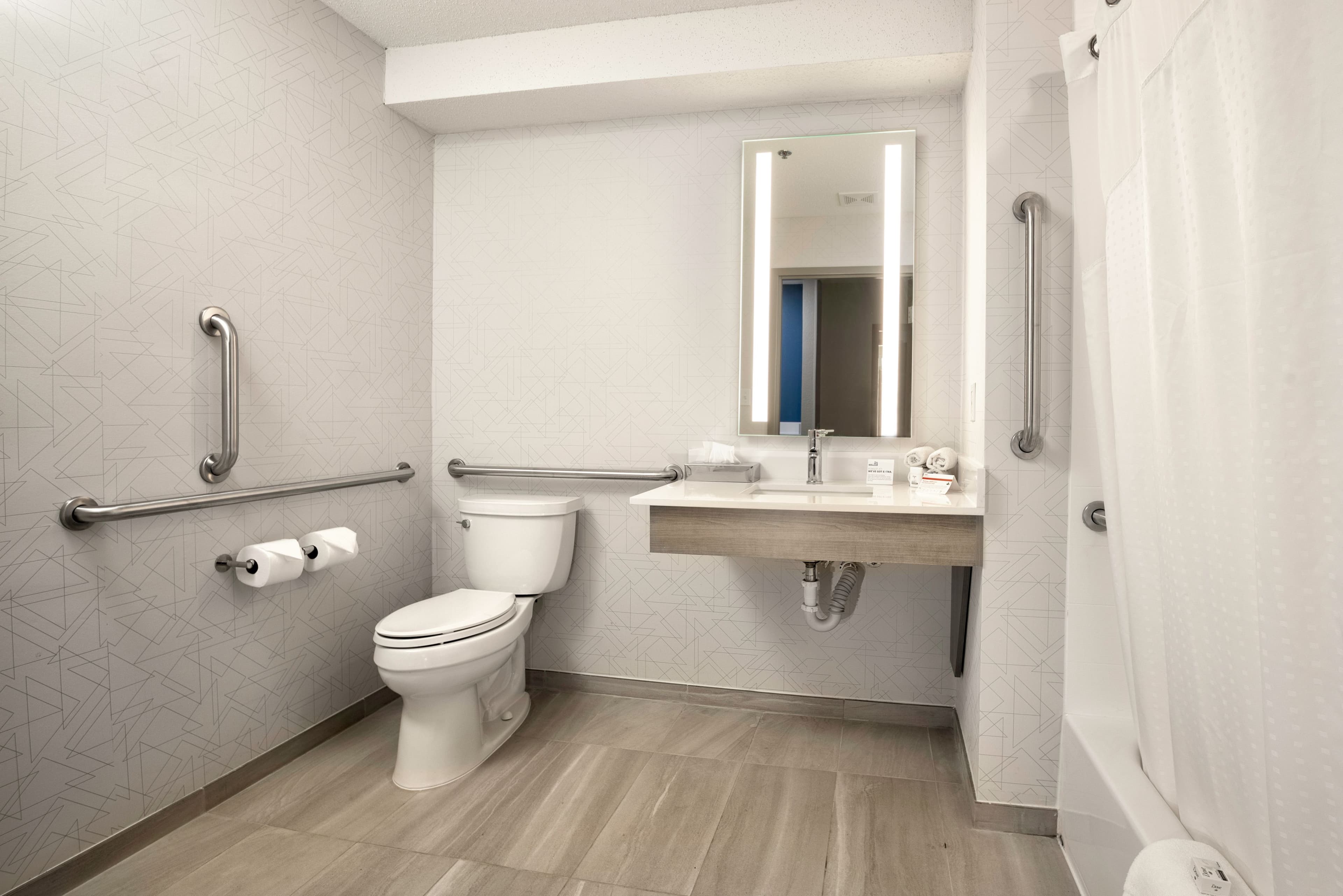 Holiday Inn Express & Suites Festus - South St. Louis — 8