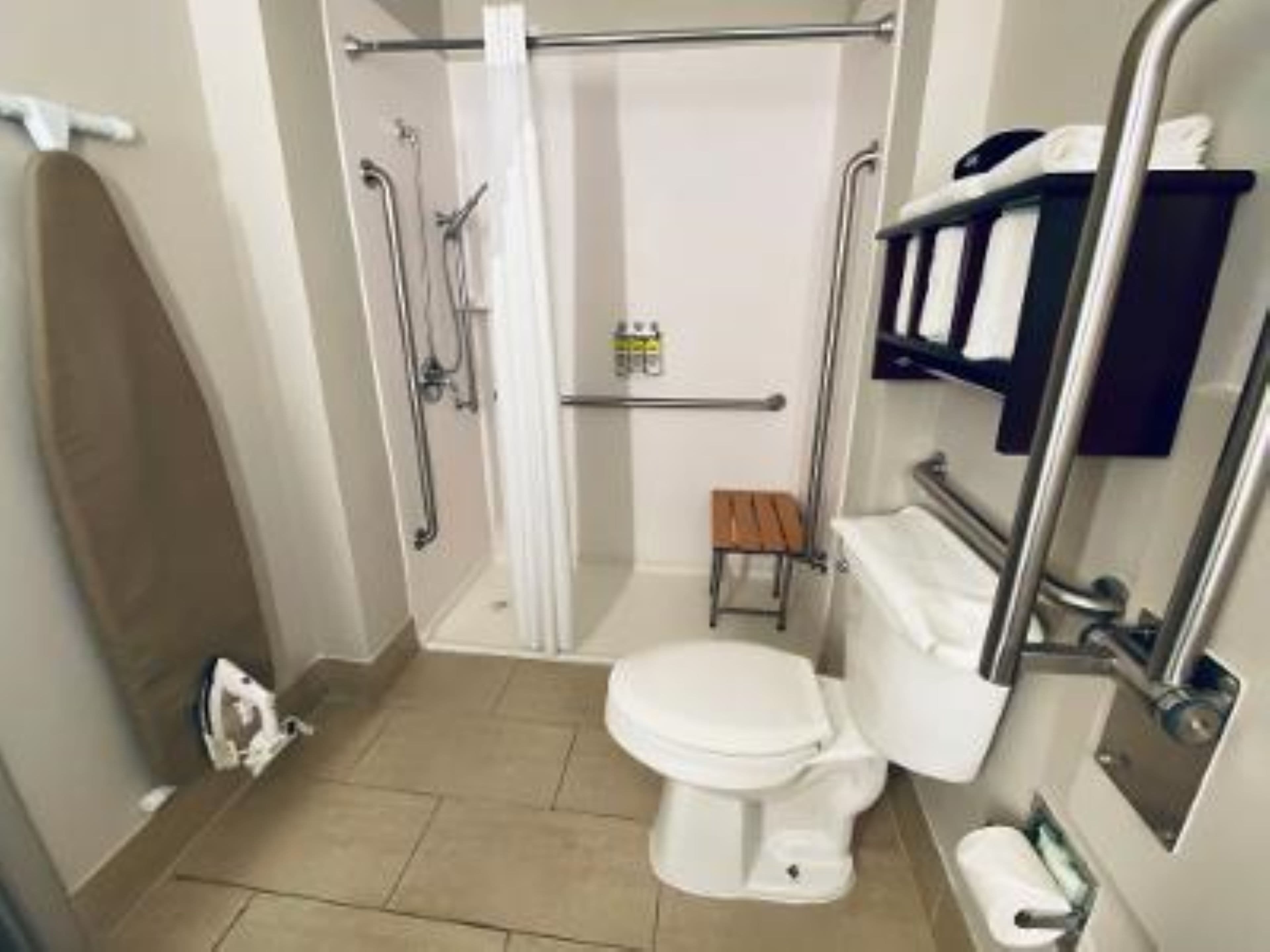 Holiday Inn Express & Suites Fort Payne — 10