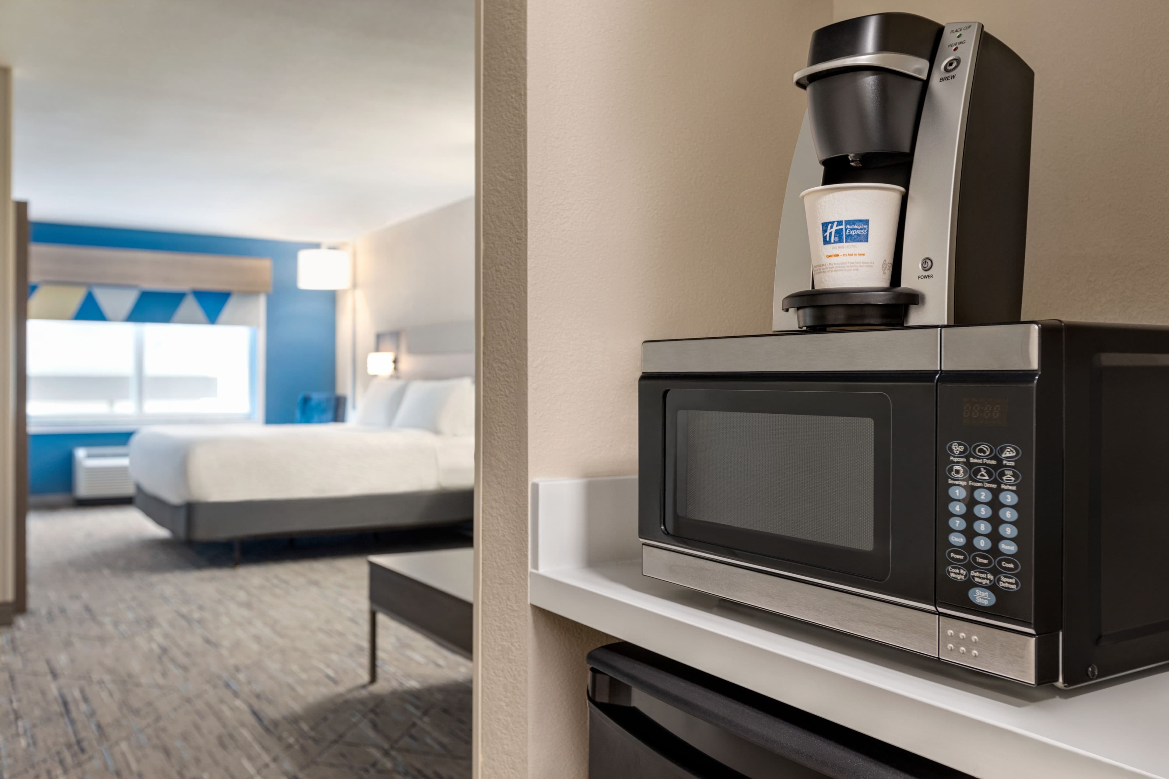 Holiday Inn Express & Suites Fort Pierce West — 33