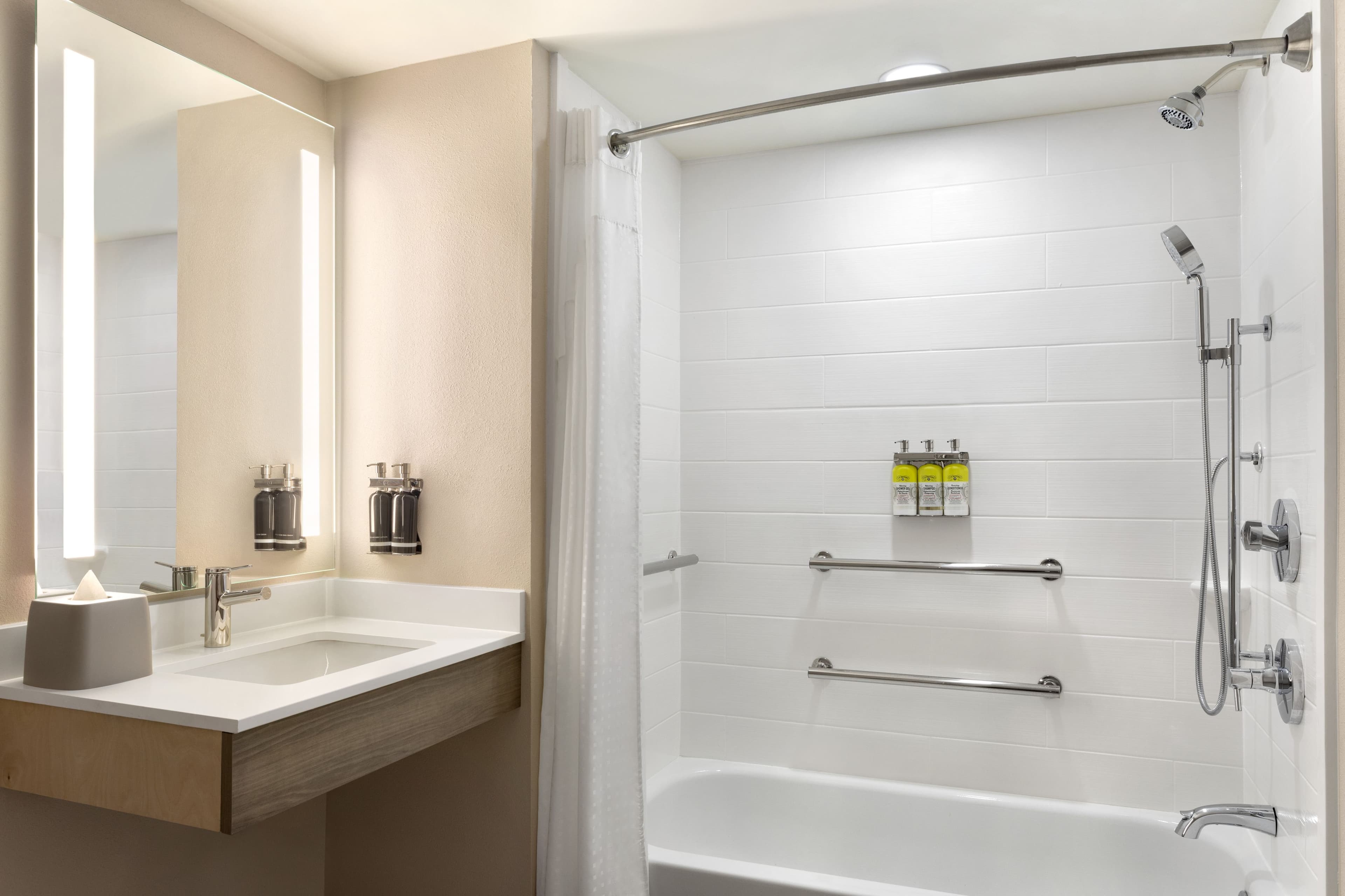 Holiday Inn Express & Suites Fort Pierce West — 32