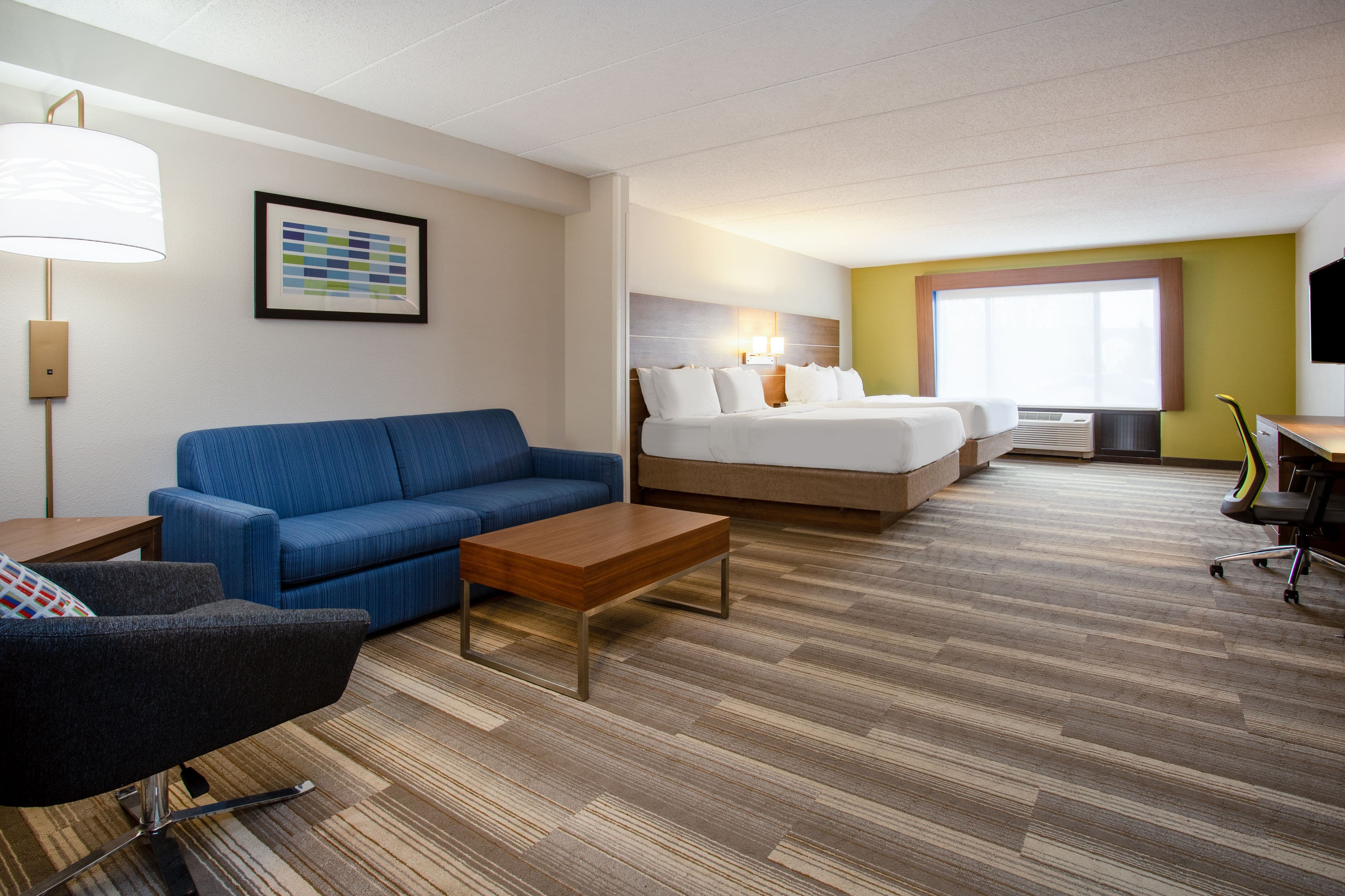 Holiday Inn Express & Suites Fort Wayne — 26