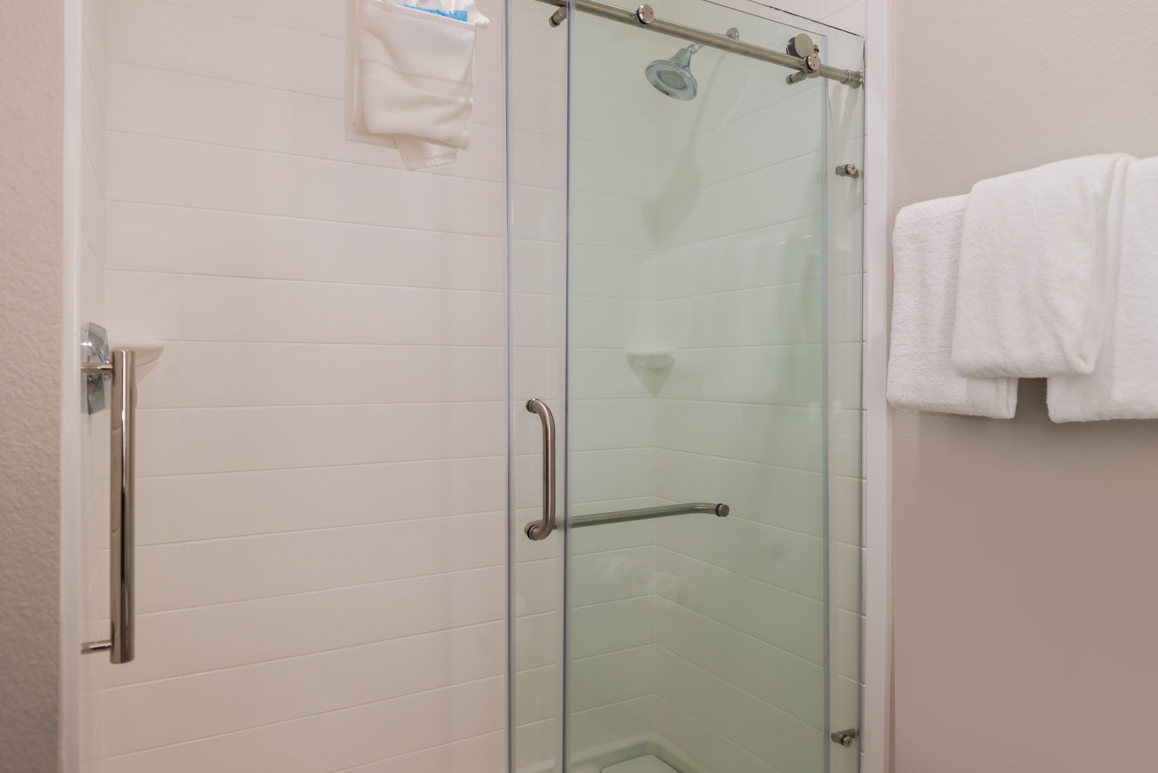 Holiday Inn Express & Suites Fort Worth West — 13