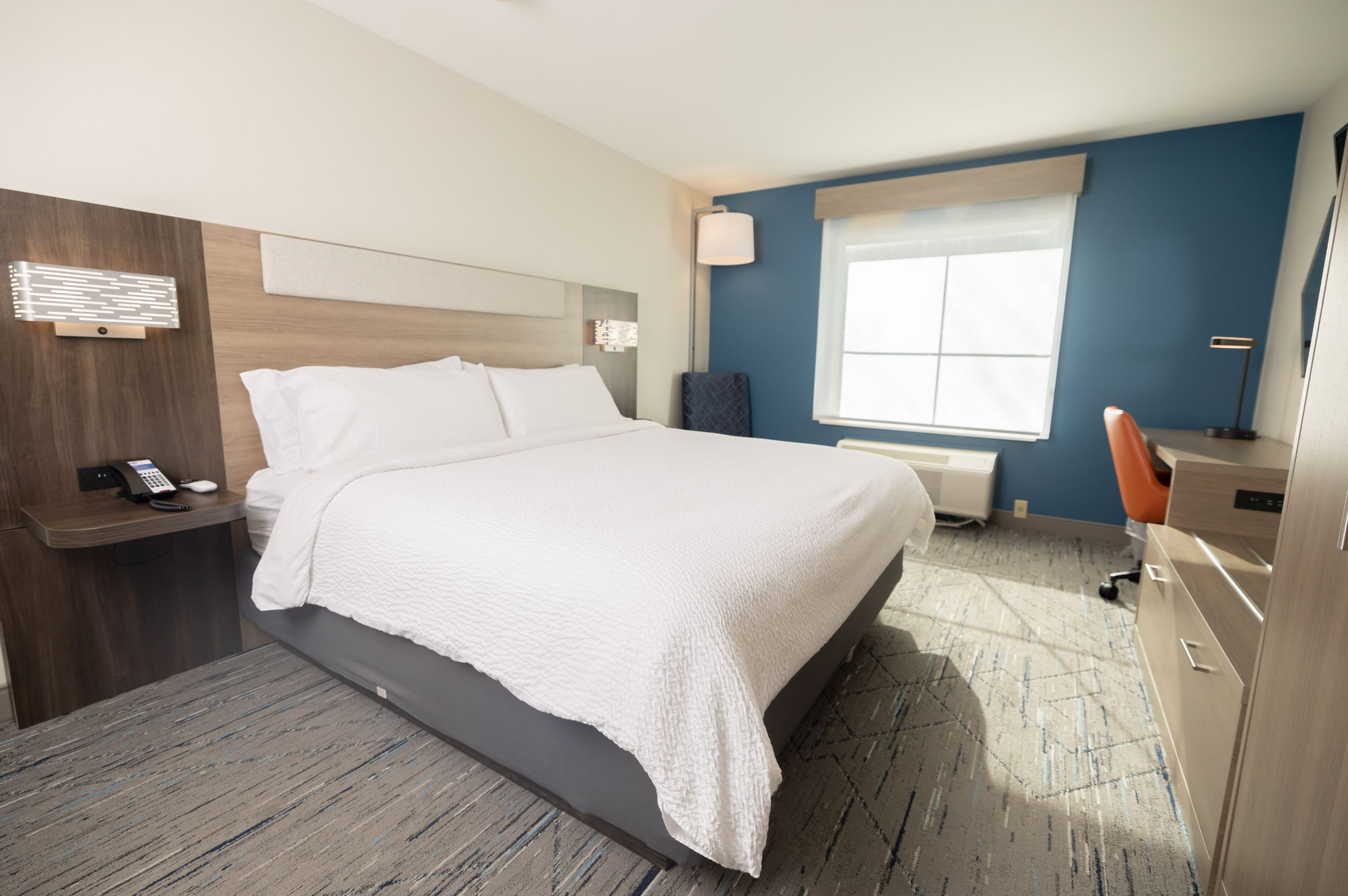 Holiday Inn Express & Suites Frackville - Image 3