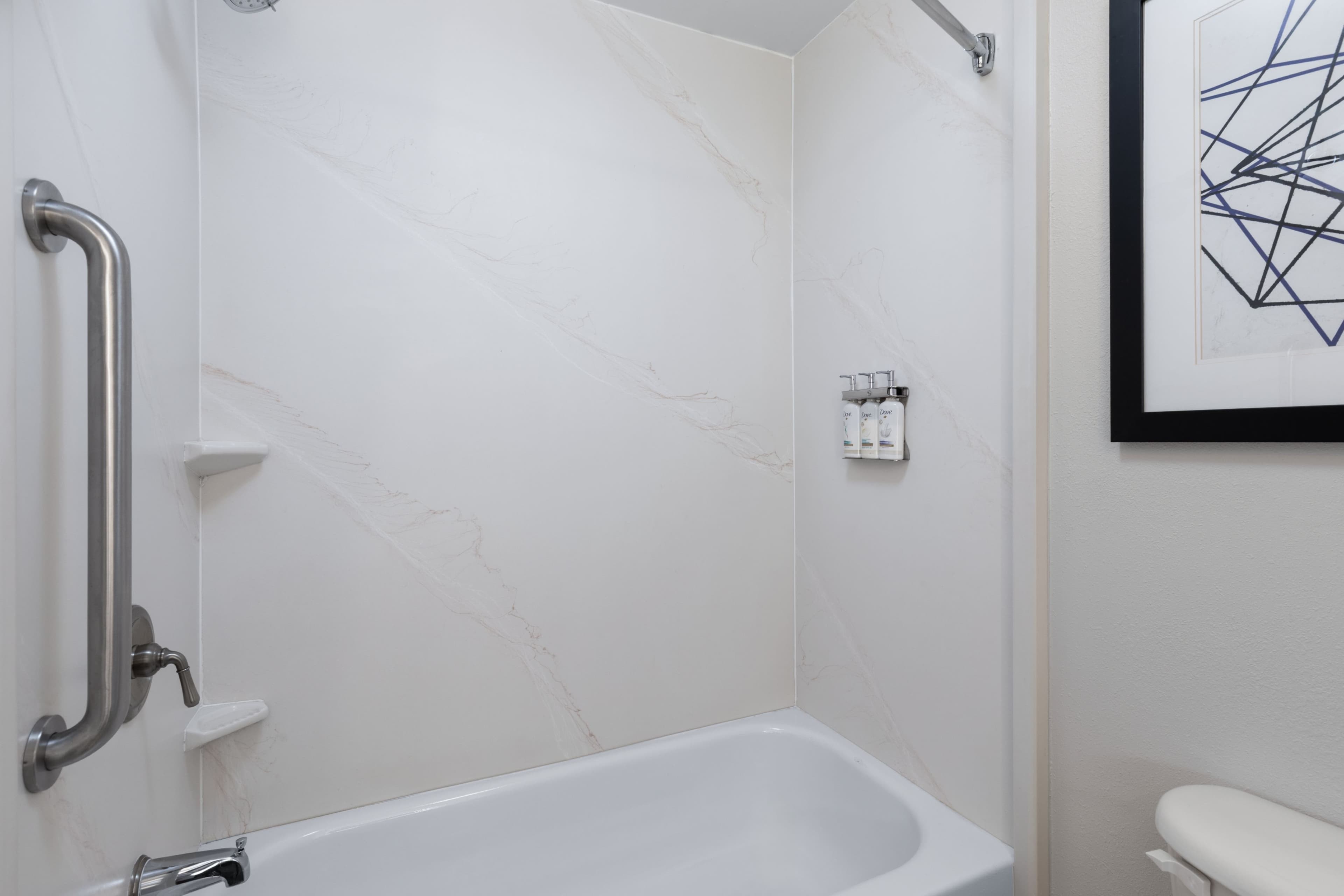 Holiday Inn Express & Suites Frankfort — 2